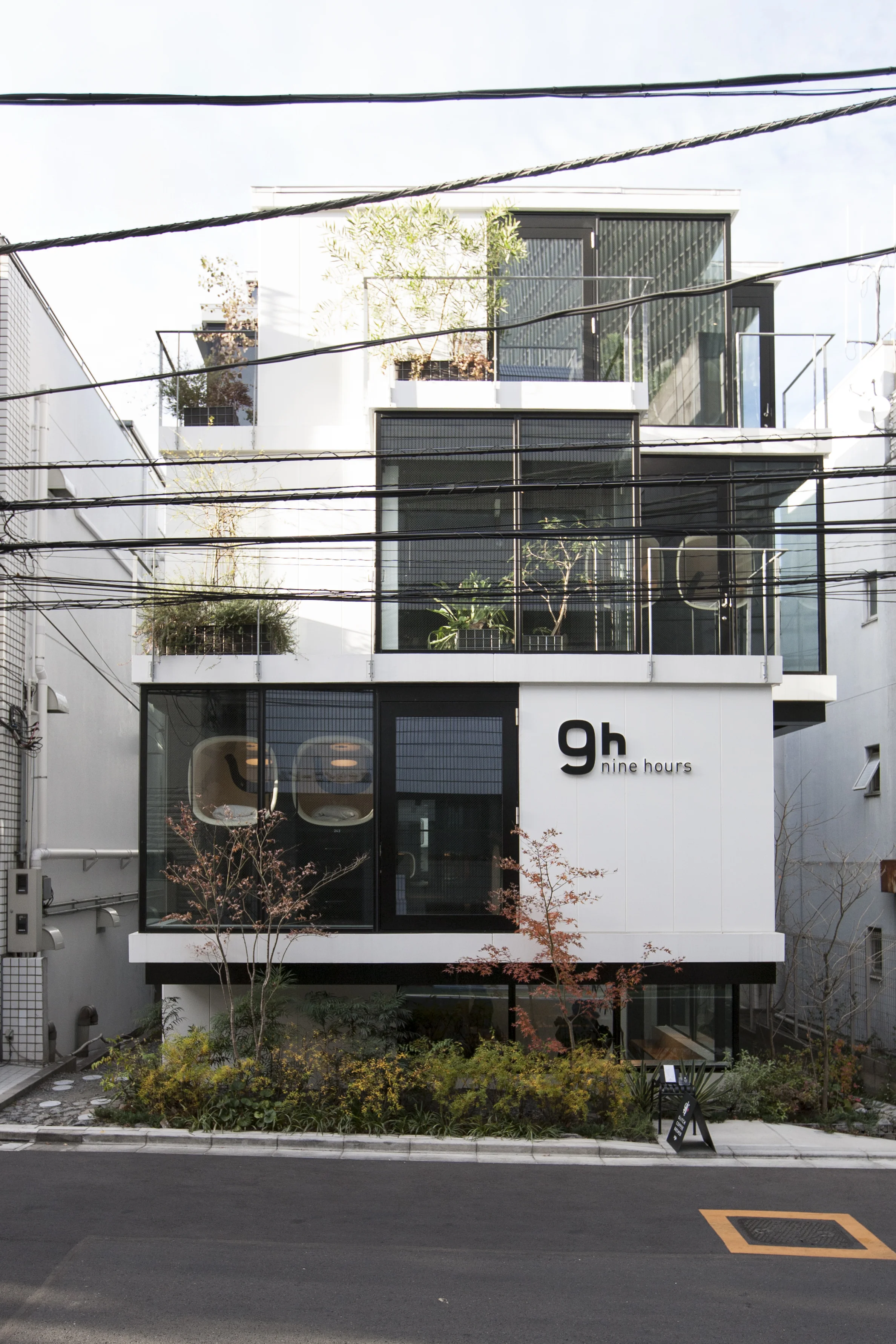 9 Hours Capsule hotel