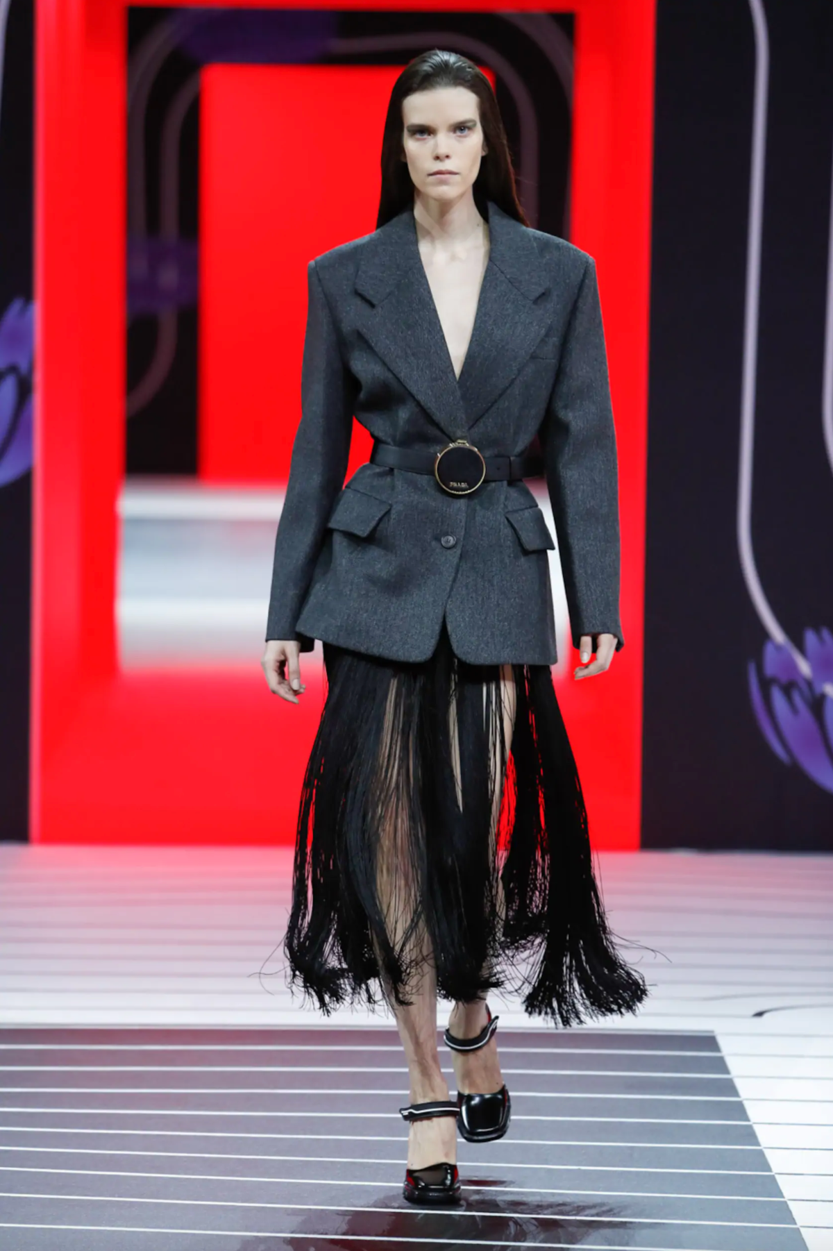  prada_grey_coat,kaia_gerber,kaia_gerber_prada,prada_fall_trends_fw_2020,accouter_group_of_companies,my_home_trend,interior_designer_middle_east,luxury_design,luxury_living,award_winning_interior_design,luxury_interiors_international,saint_jean_cap_f