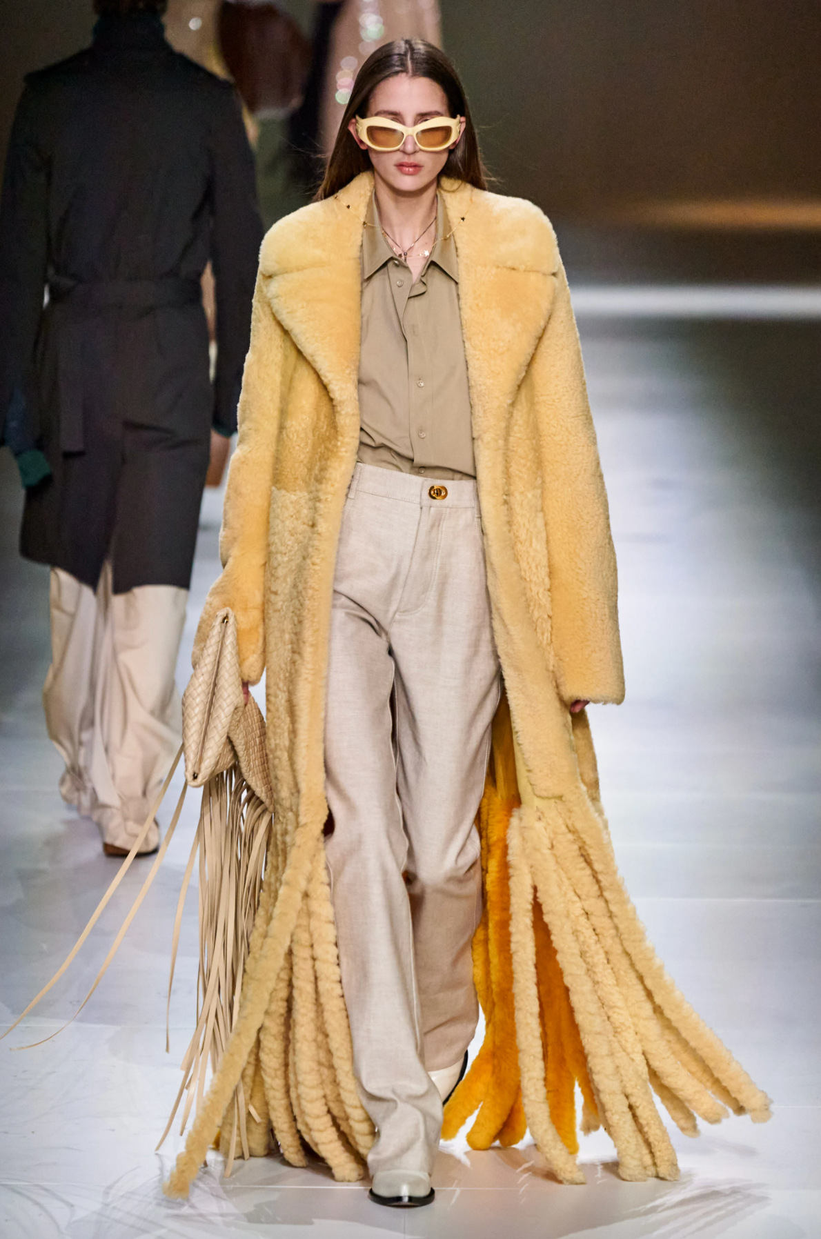  versace_yellow_coat,fw_2020_trends,yellow_tassel_coat,designer_coat_bright_yellow,accouter_group_of_companies,my_home_trend,interior_designer_middle_east,luxury_design,luxury_living,award_winning_interior_design,luxury_interiors_international,saint_