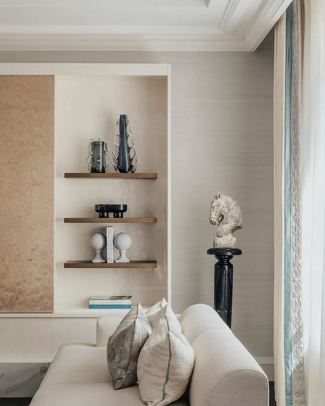 Our clients at The OWO Residences wanted the spaces to reflect the remarkable heritage of the building. To support their vision, our designers sourced unique antique accessories from Antiques of Kingston, selecting pieces that echoed the depth and hi