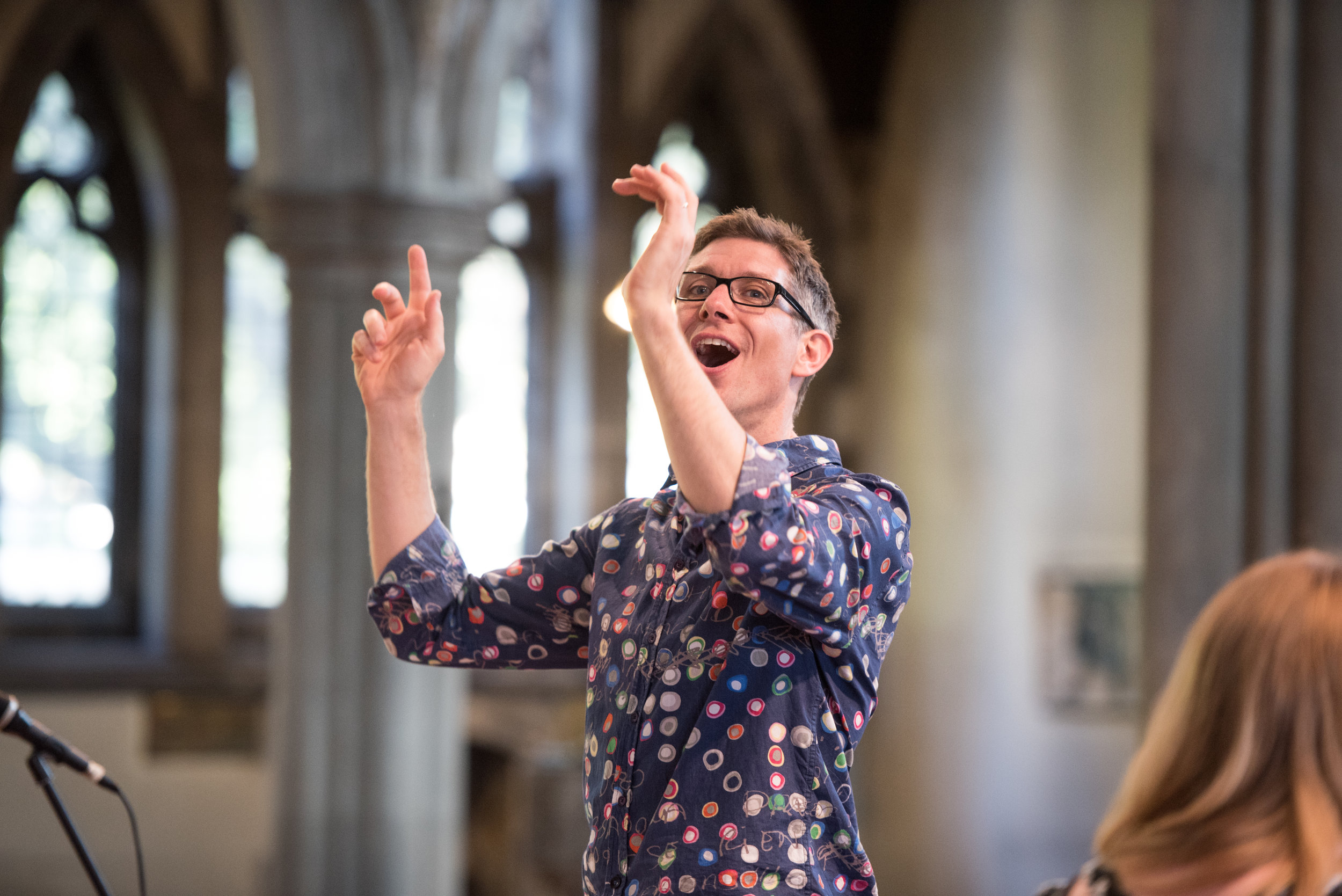 Alexander L'E conducting Zimbe 7.jpg