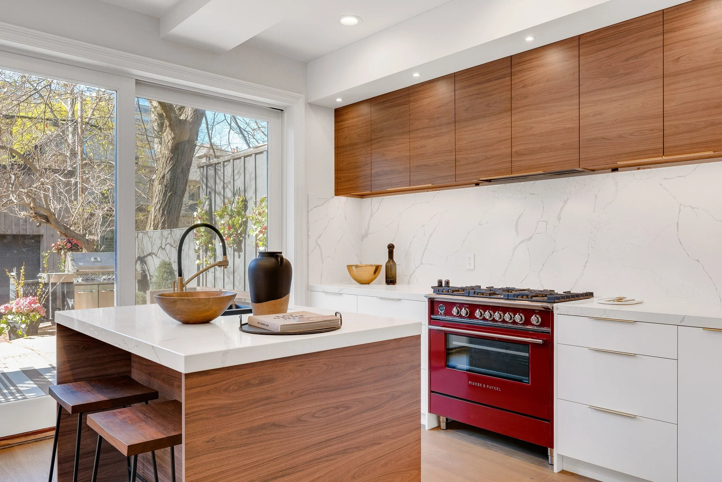SPICE UP YOUR KITCHEN WITH A POP OF COLOR