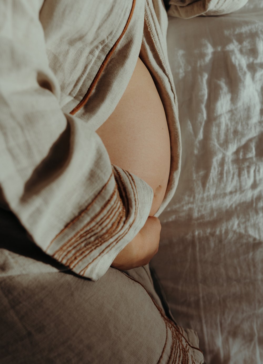 Maternity Photos - by Julia Gnan