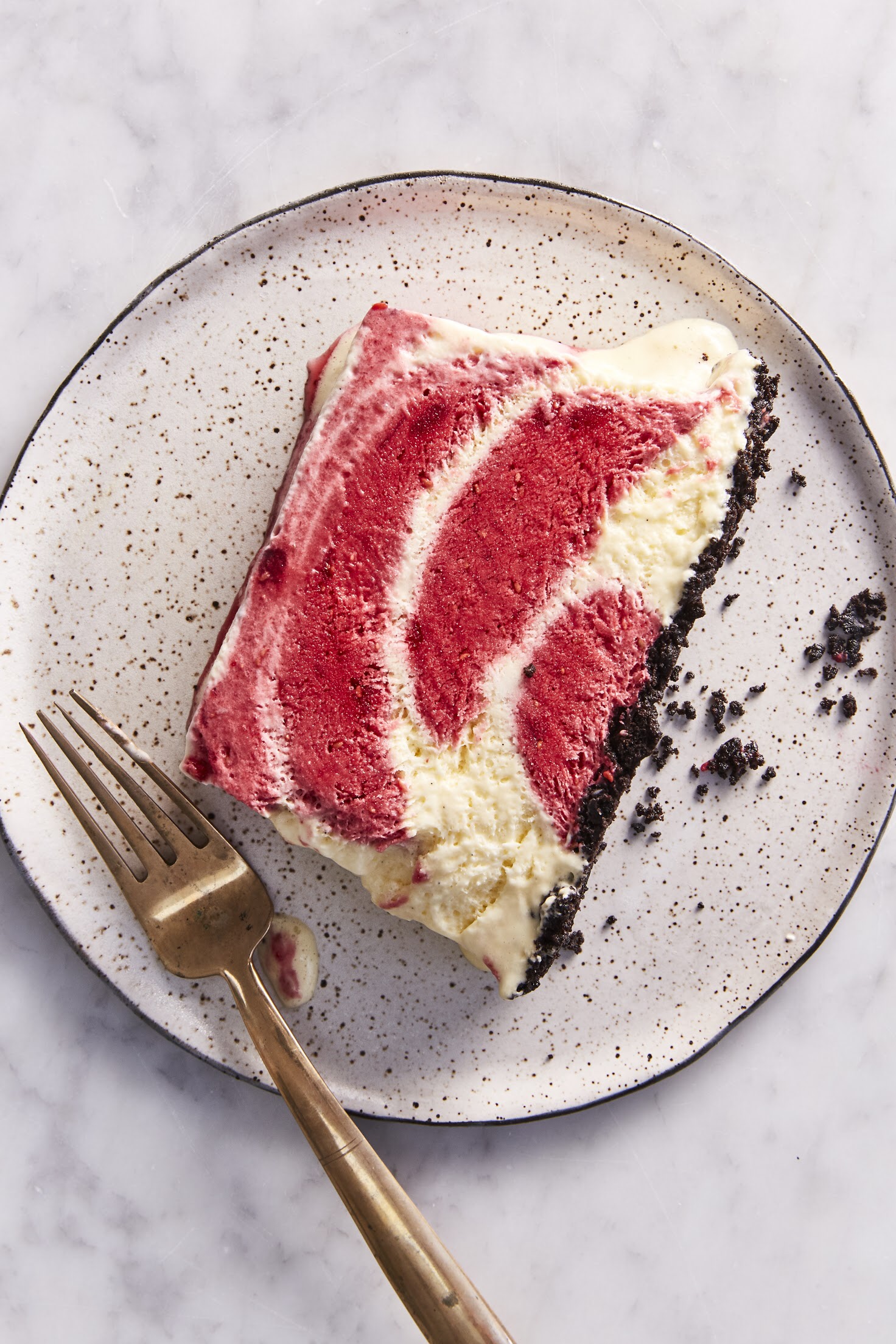 Raspberry Ripple Ice Cream Cake from EVERY DAY IS SATURDAY    #everydayissaturdaycookbook  #easyrecipes #icecreamcake