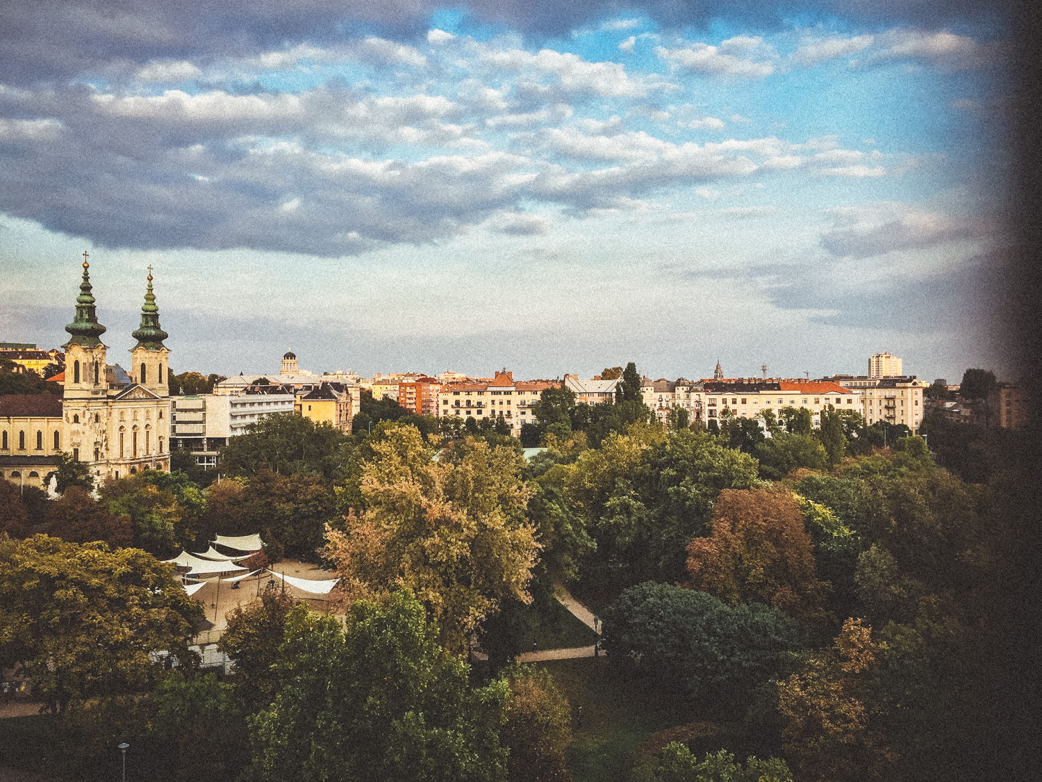 2017.10 - Budapest - HAT after Budapest Ritmo Festival-03- LR (JPG 1500px 72DPI).jpg