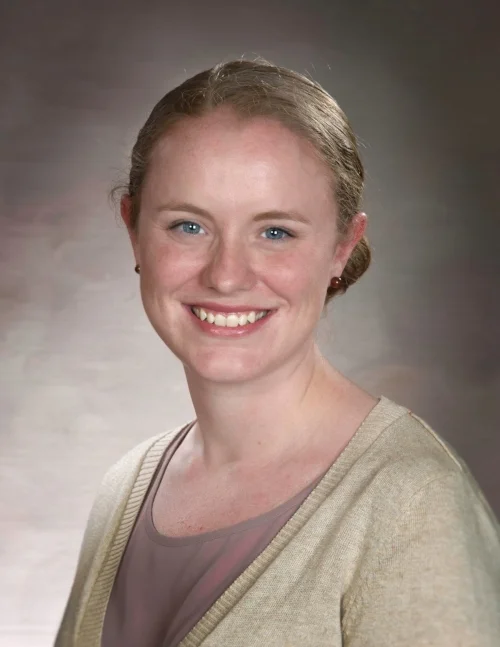 Emily L.jpg