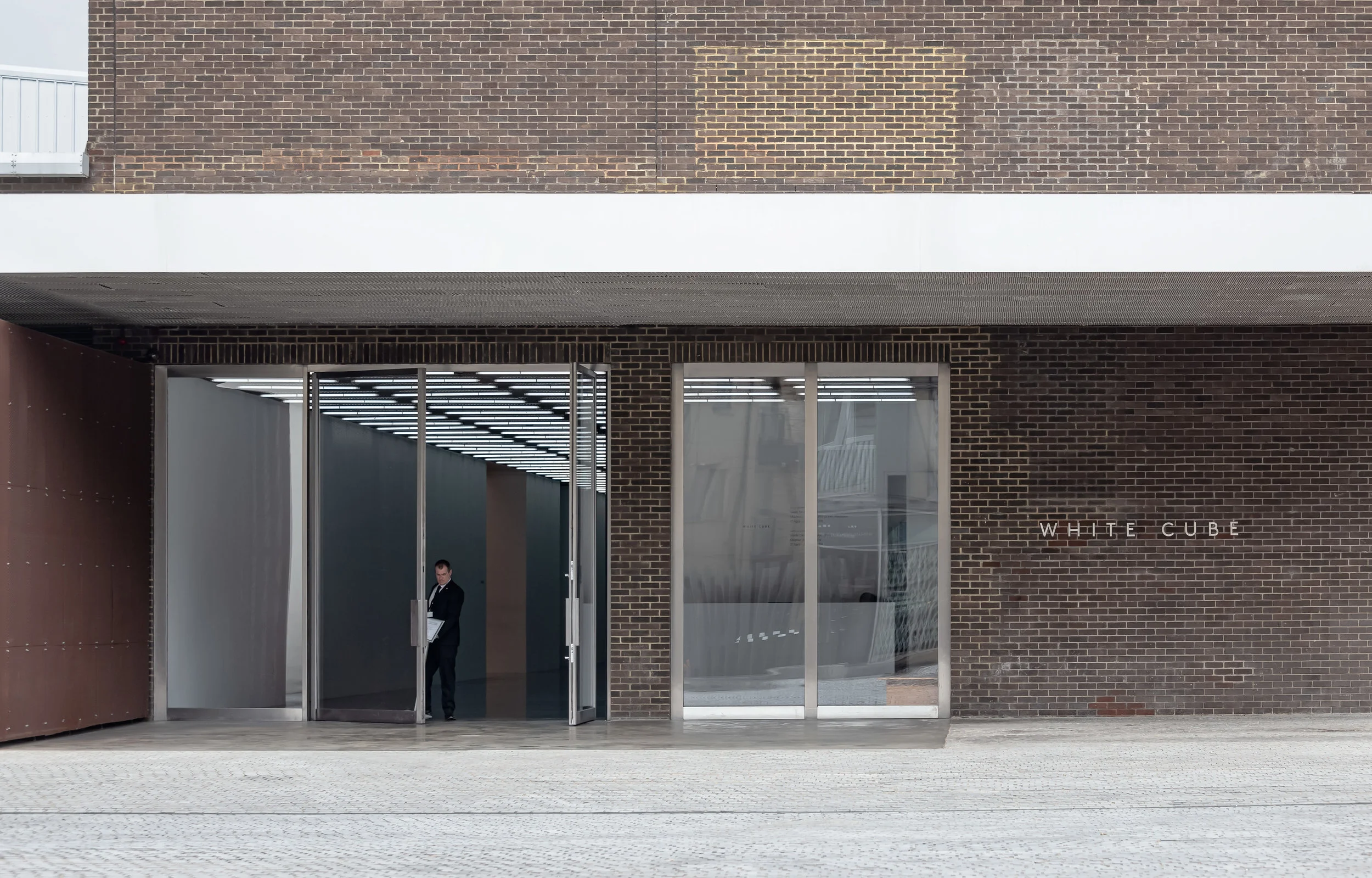 WHITECUBEGALLERY-07.jpg