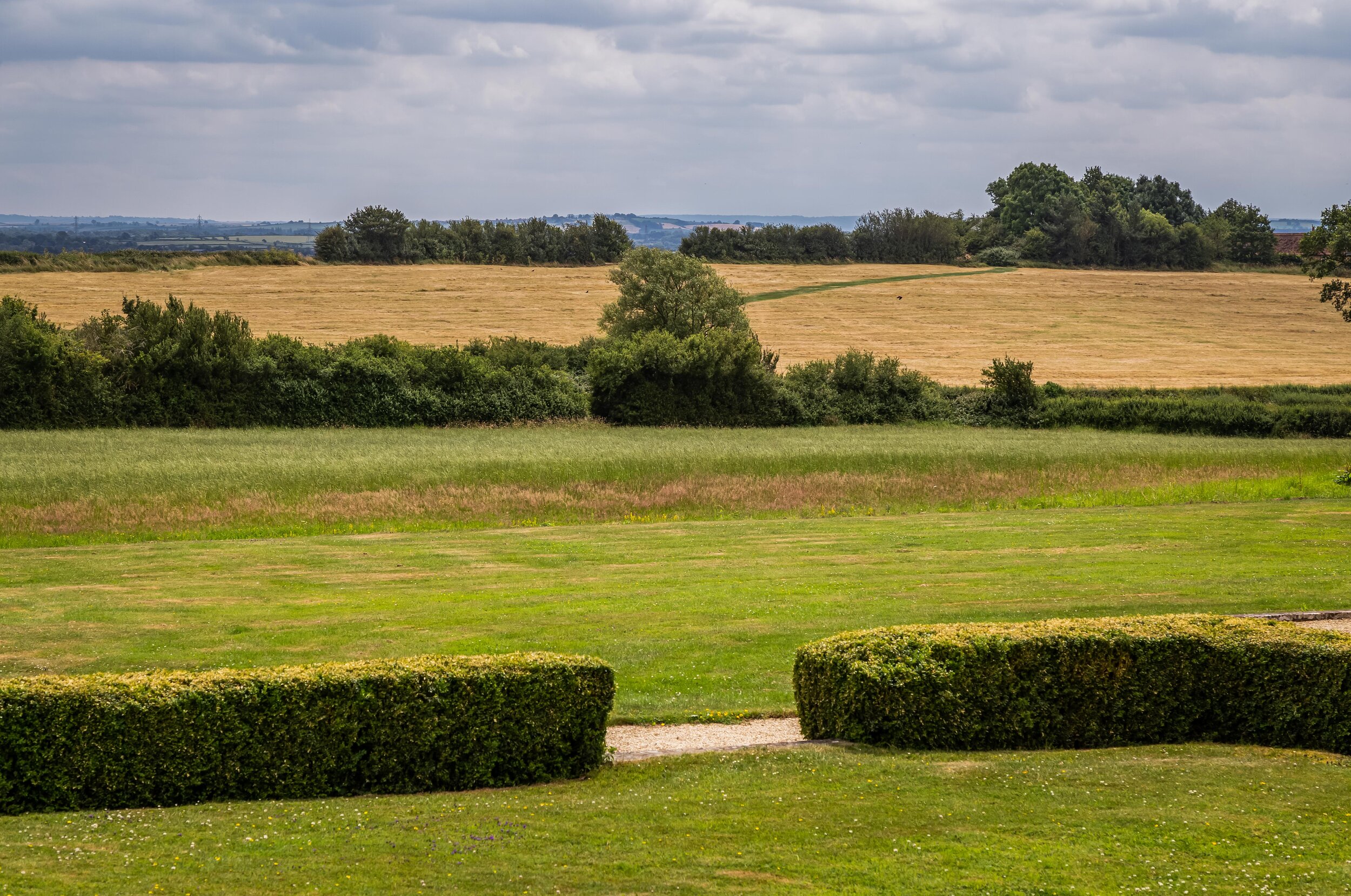 POUNDON-LR-24.jpg