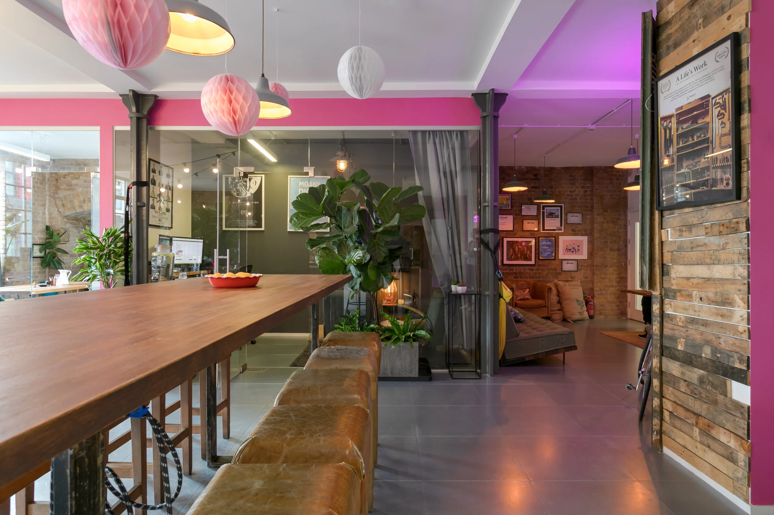PINKBANANA-LR-4.jpg