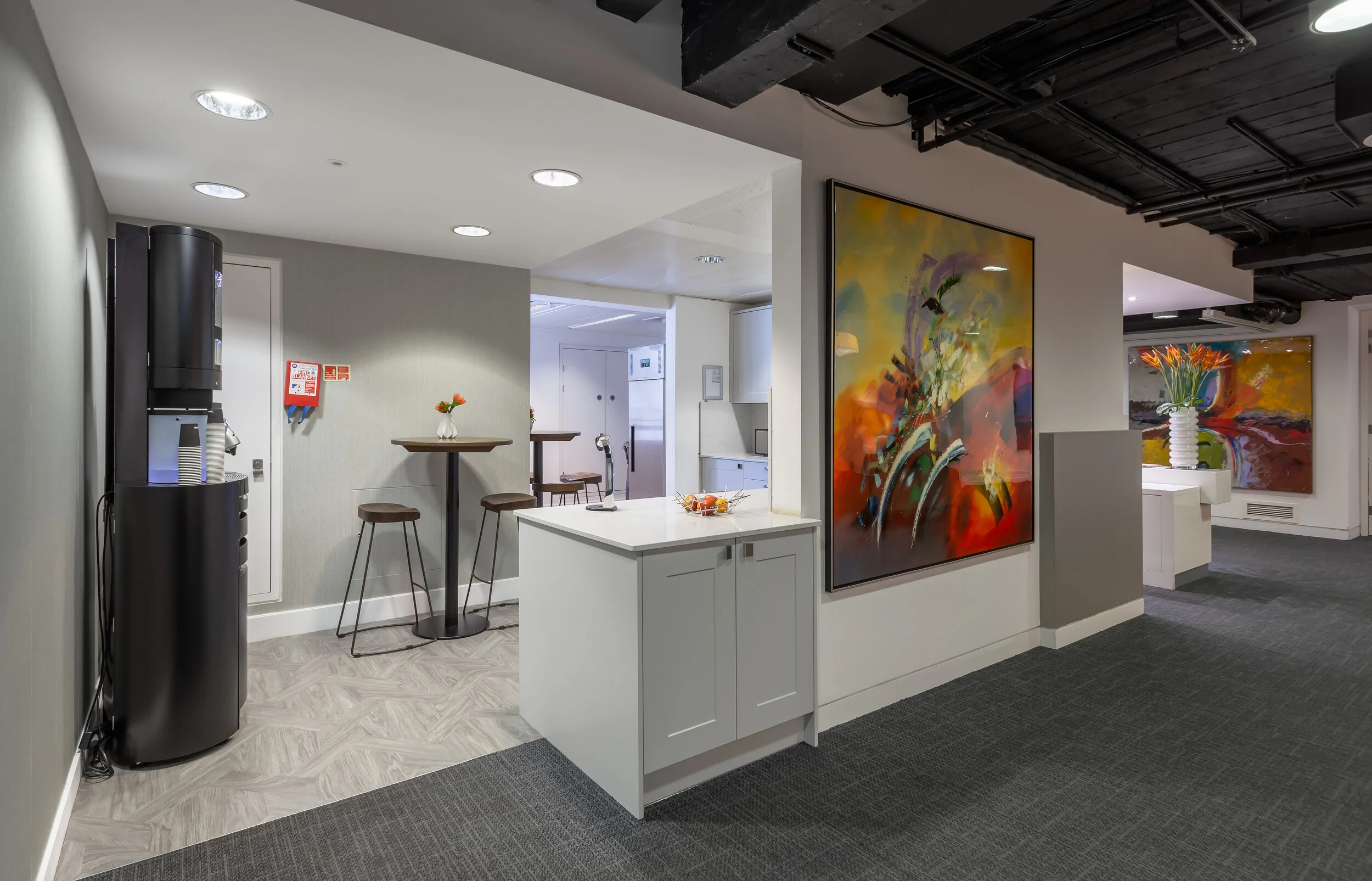 BOURNEOFFICES-LR-19.jpg