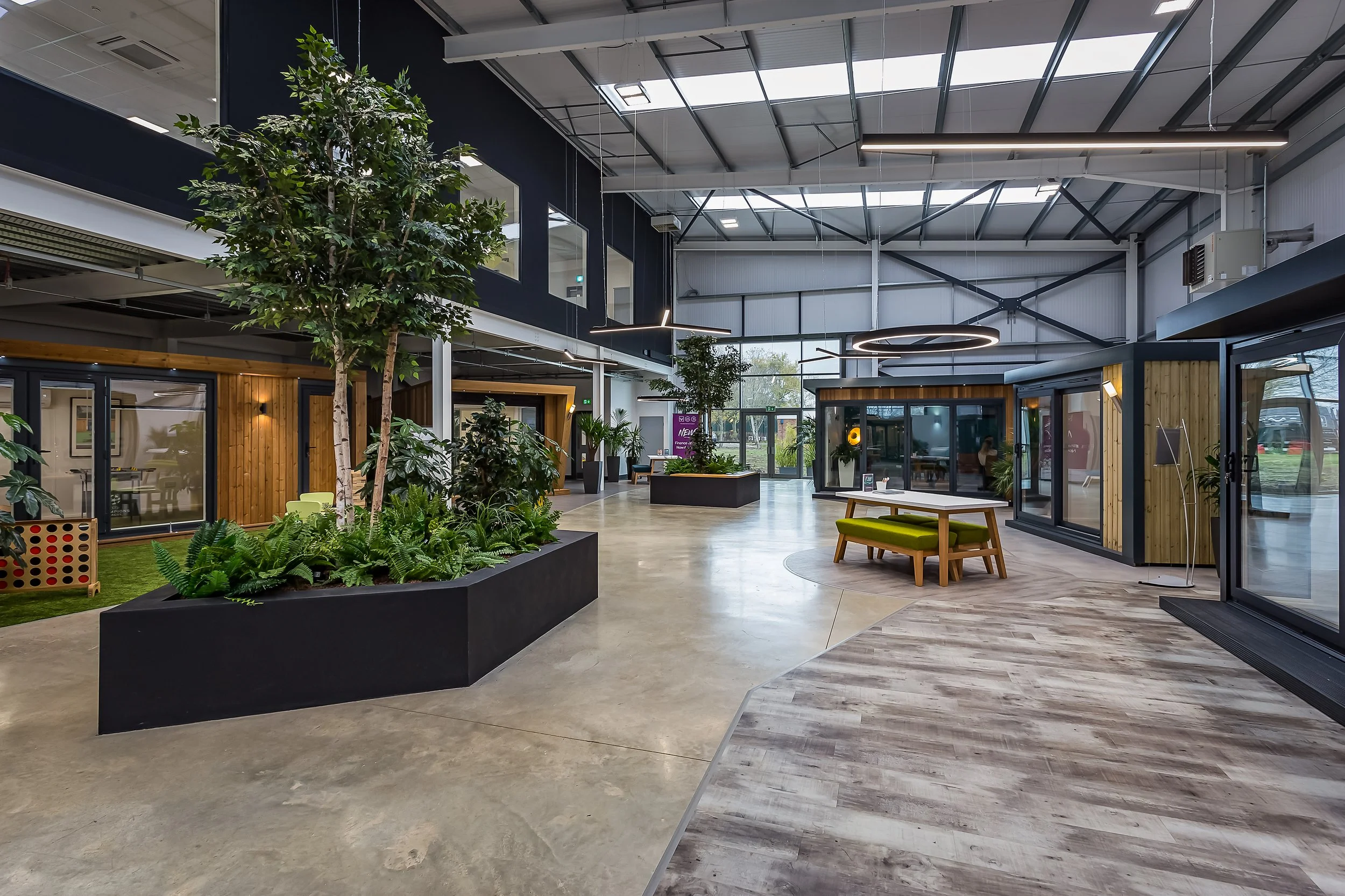 GRSHOWROOM-SRGB-17.jpg