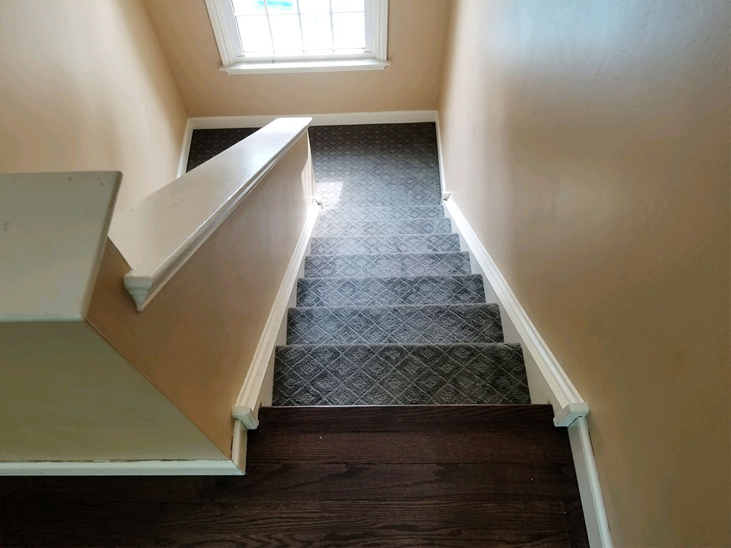 Hardwood D S Flooring, Hardwood Floors With Carpeted Stairs