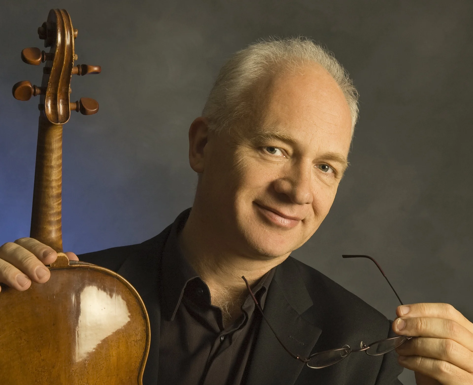 Roger Tapping, viola .jpg