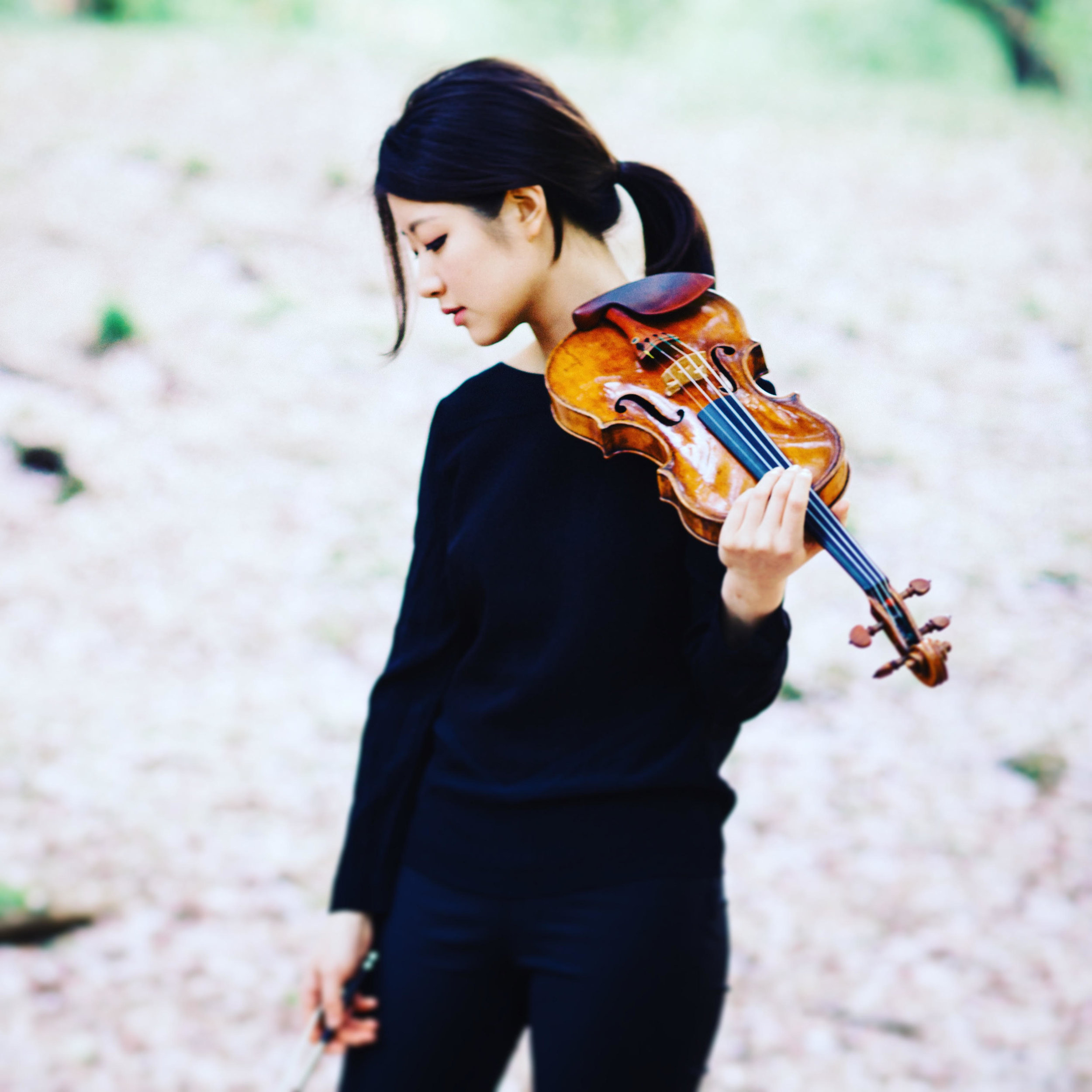 Christel Lee | Violin