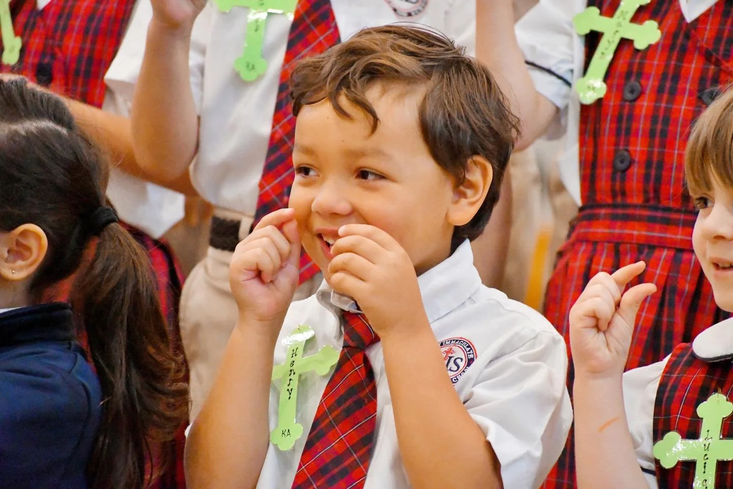 Our Kindergarteners lead their very first Mass today! 💛

Father Alfonse reminded us that sometimes God lets us be knocked down so He can build us back up stronger in Him. Jesus also tells us that faith as small as a mustard seed can move mountains&m