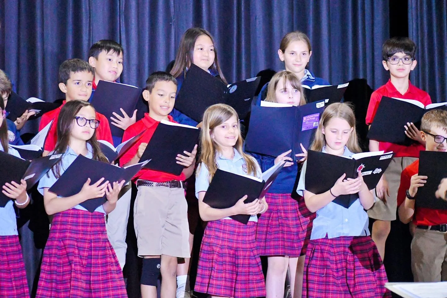 At Mary Immaculate, we believe the fine arts are an essential complement to a strong academic foundation &mdash; helping students grow in confidence, expression, and creativity in meaningful ways. 🎨🩰🎶📖

Fine Arts Night was a beautiful reflection 