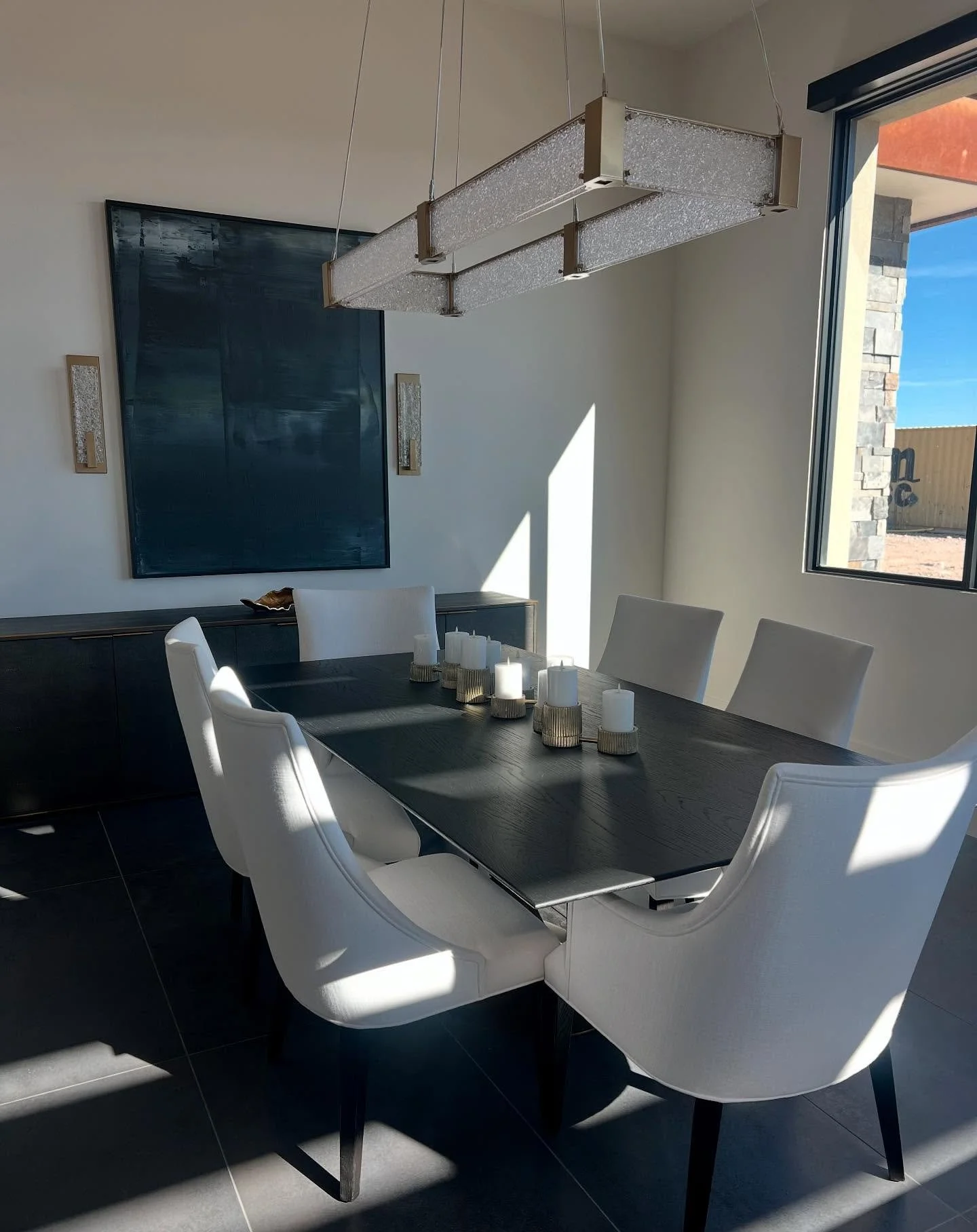 Dining Room of Our Dreams
&bull;Interior Design: KAM Interiors 
&bull;Lighting: Hammerton Lighting

#diningroominspo #interiordesign #scottsdaleinteriordesigner #arizonainteriordesign #findbeautyineverything