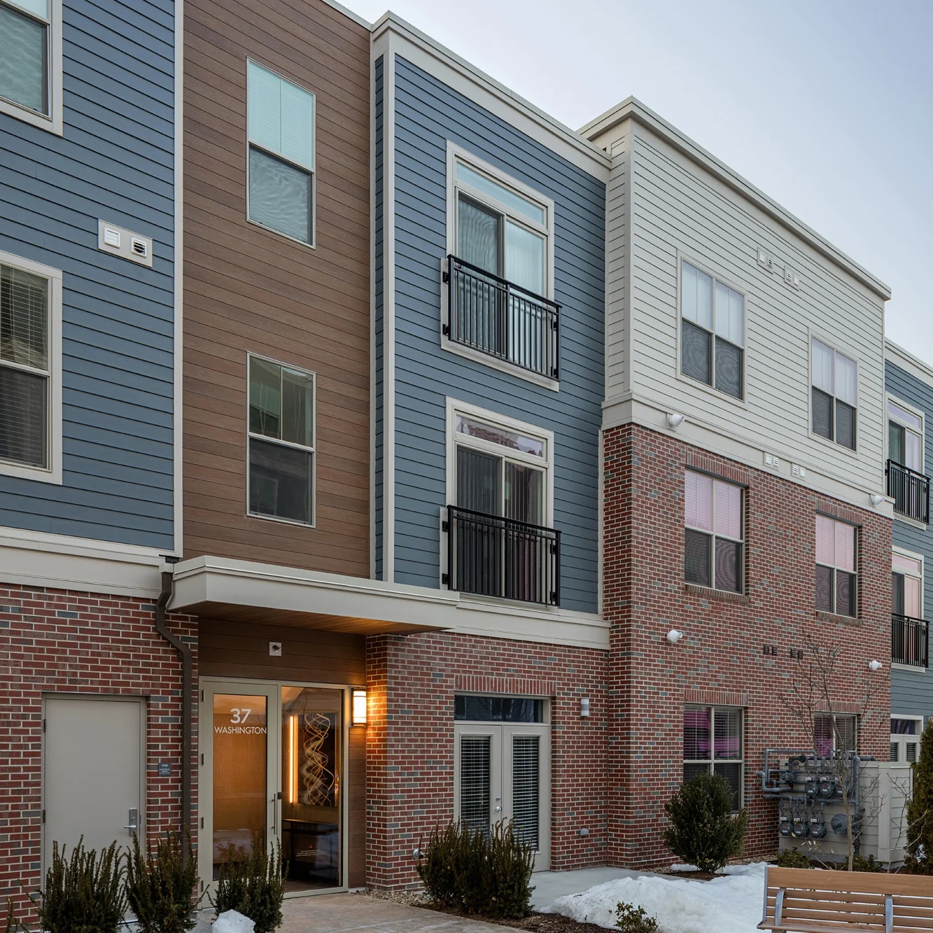 Exterior 11.jpg