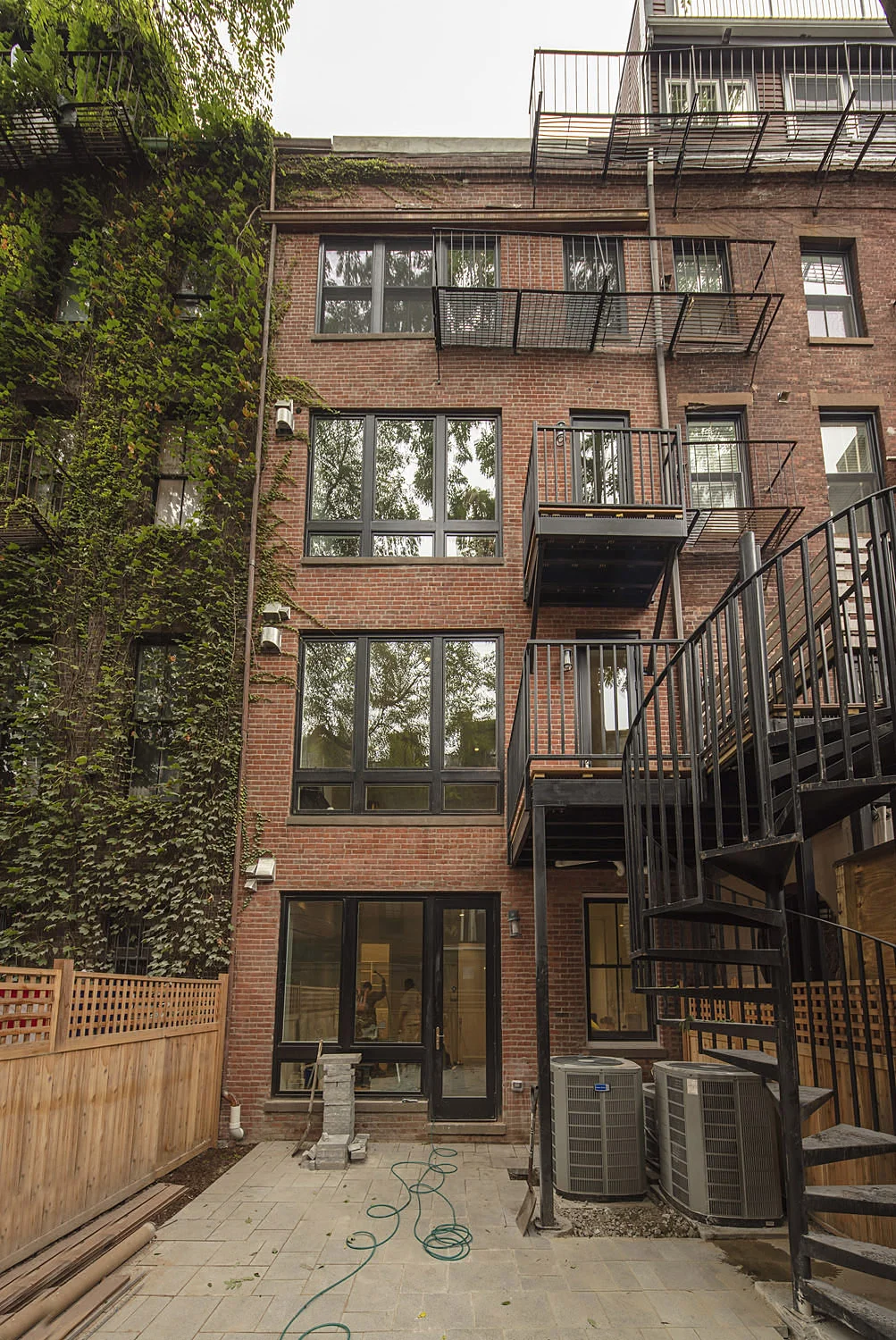 Exterior 3.jpg