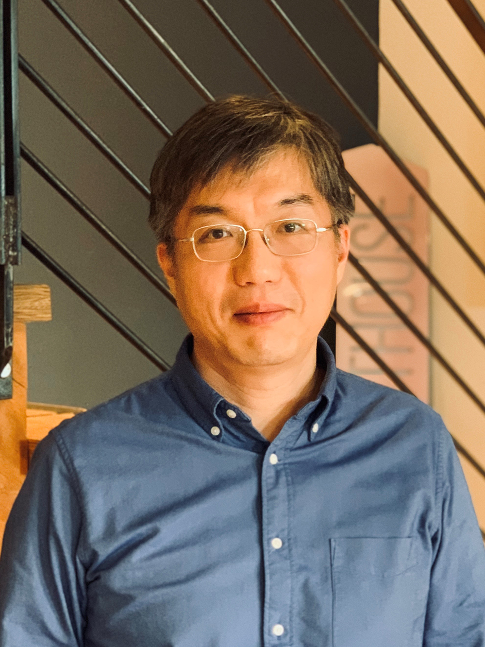 YE HWAN KIM.png