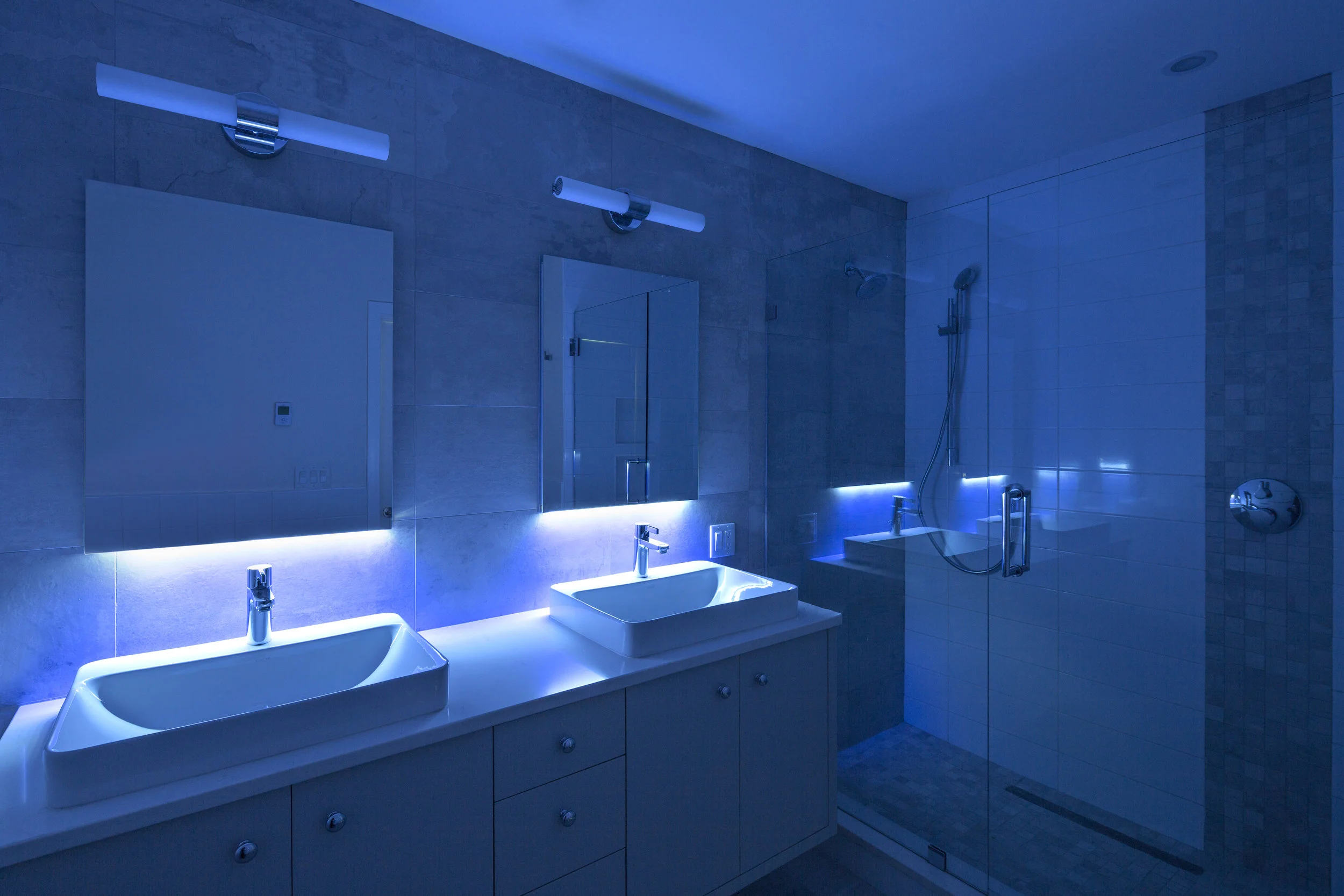 1 - Bathroom Master Dark.jpg