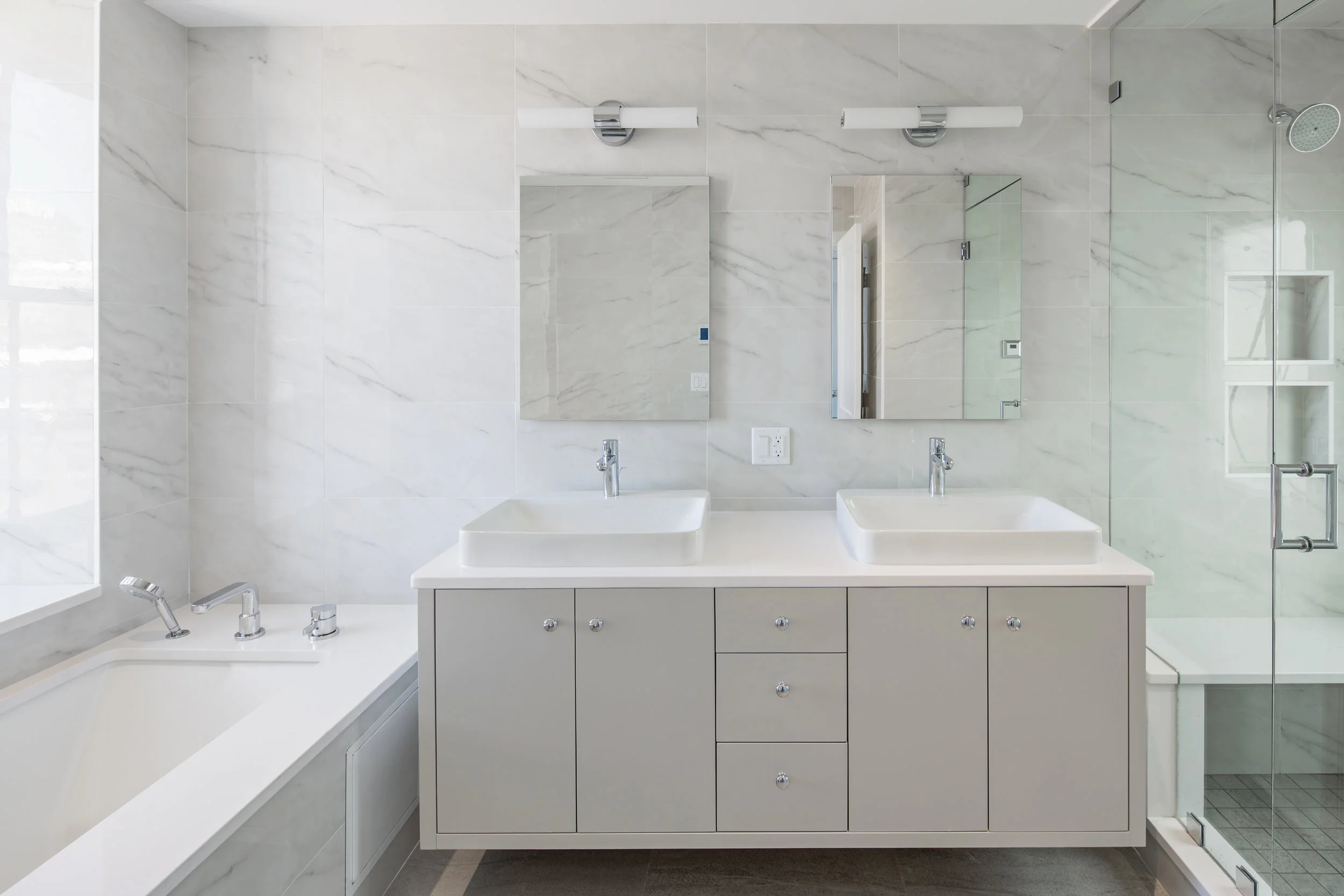 3 - Bathroom Master.jpg