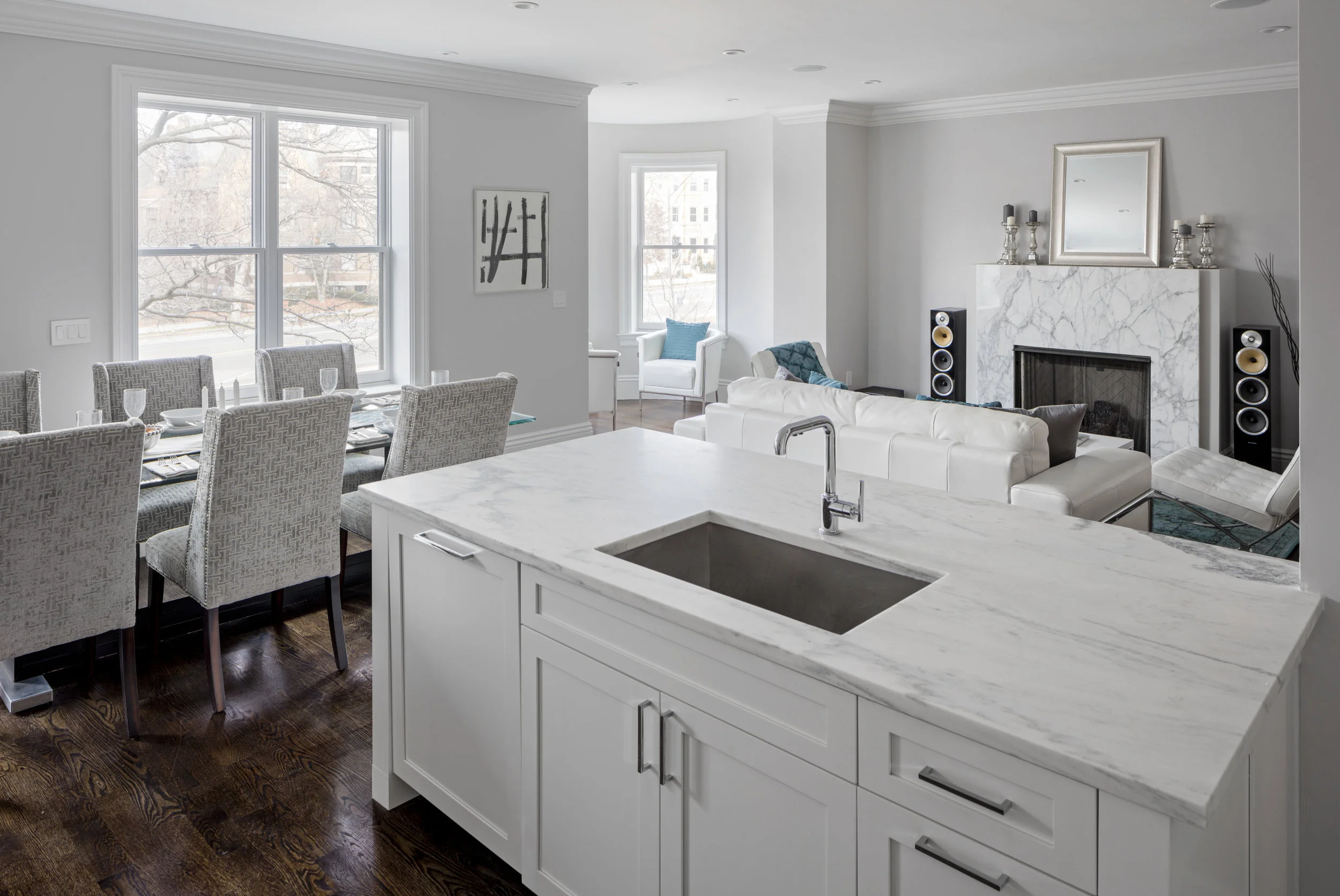 Kitchen Island.jpg