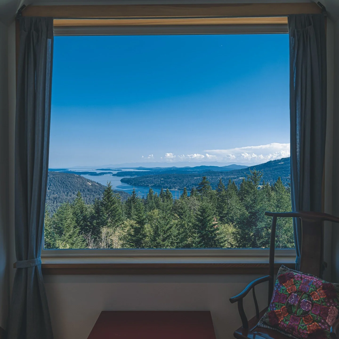 Learn about a career at Macdonald Realty Real estate offices across BC