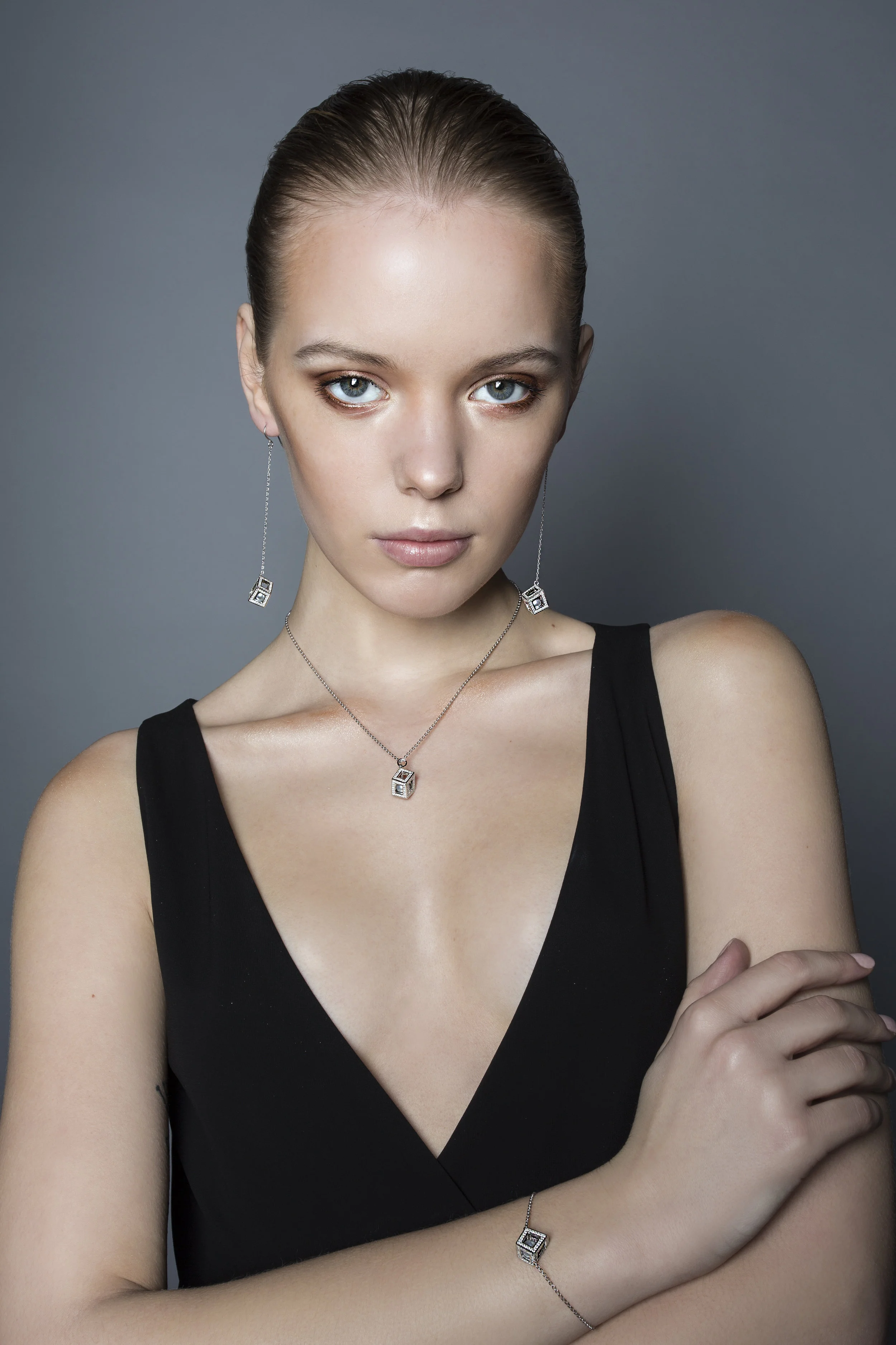 Pandora Pearl Necklace — Xinye Jiang