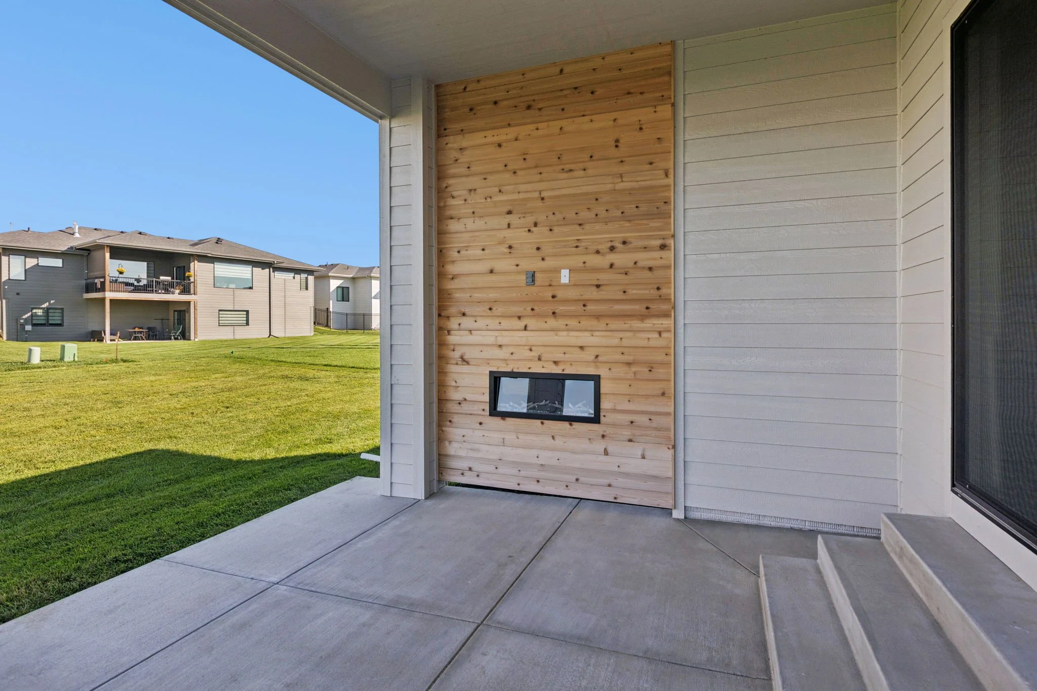 46-web-or-mls-7285 - 21056 Joseph St_46.jpg