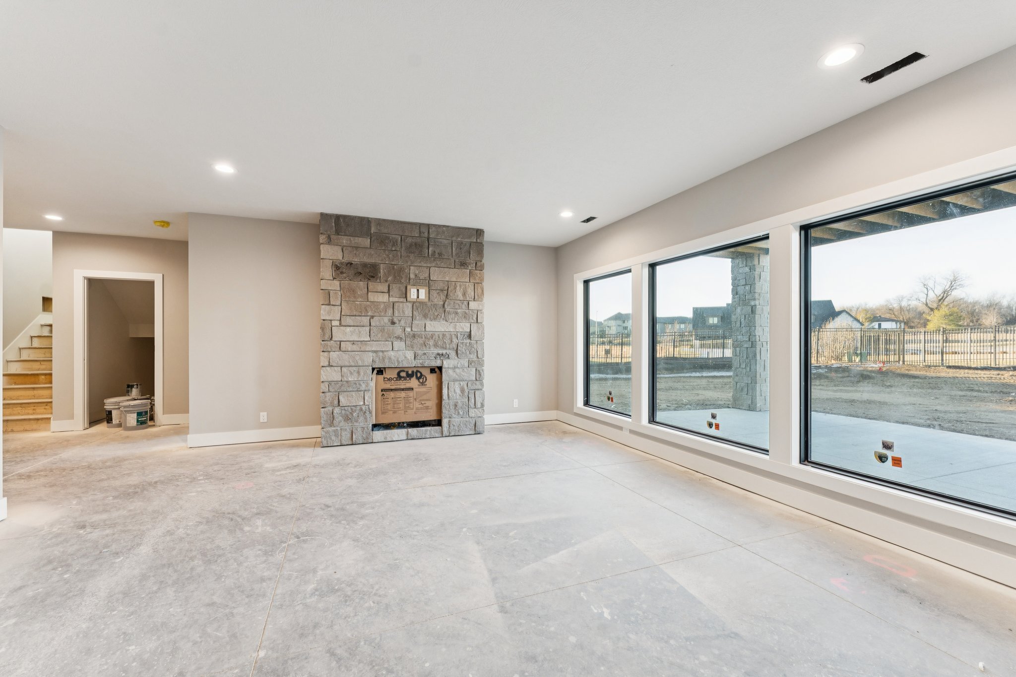 9-web-or-mls-7787 - 3538 S 210th Ave_009.jpg