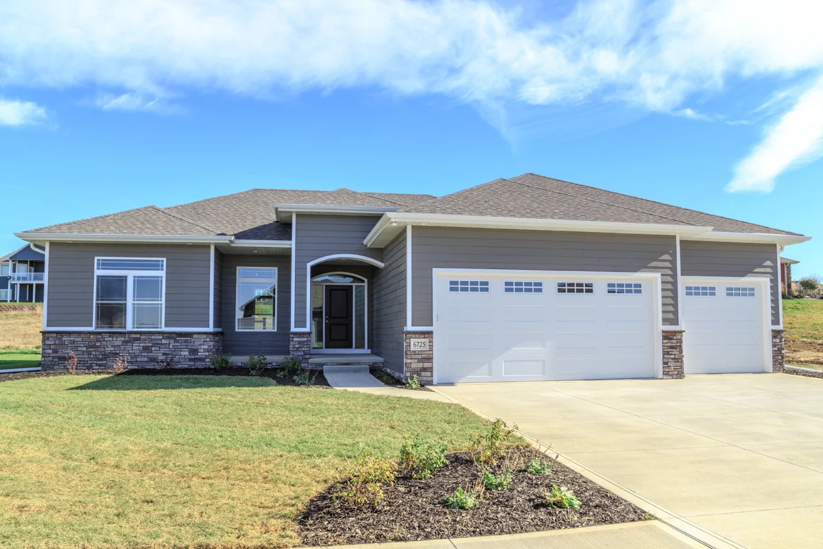 Custom - Exterior.jpg