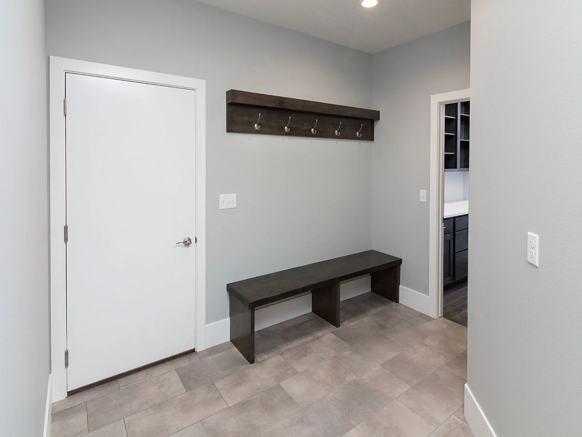 856 Brookside Drive, Webpage Size Photos 32.jpg