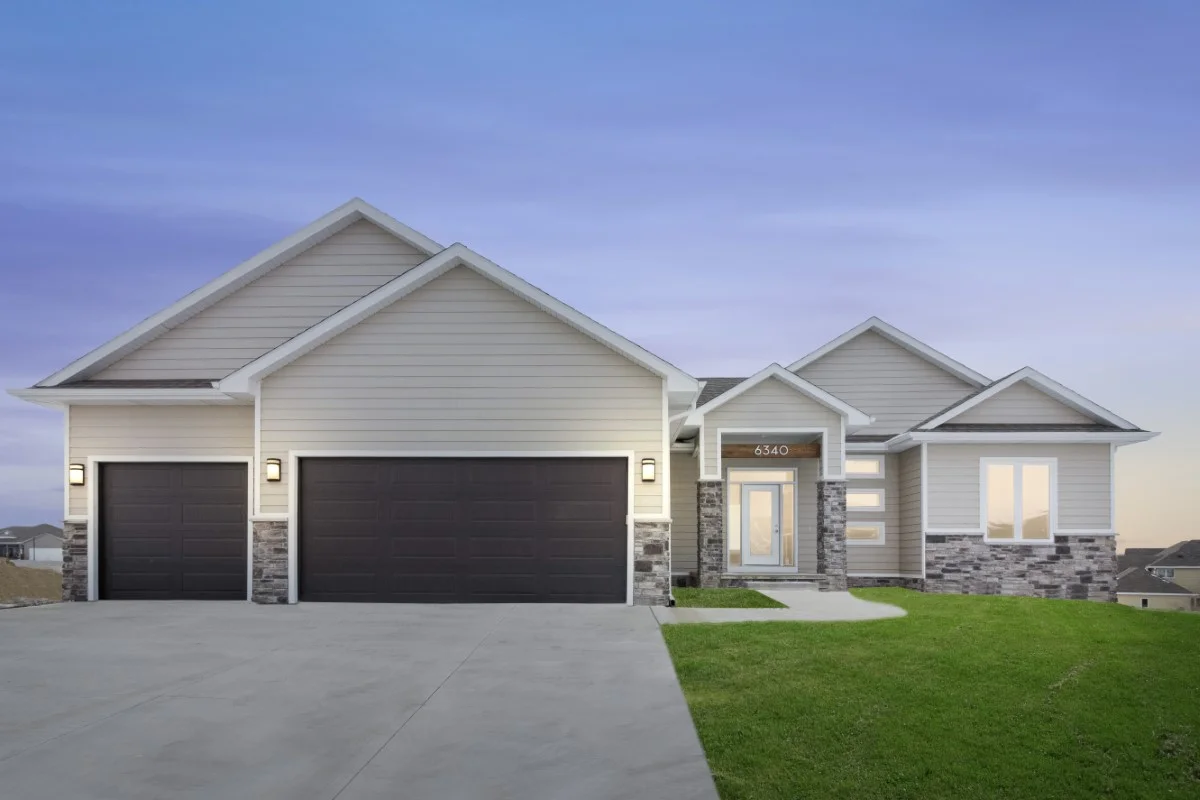 6340 Tiger Drive.jpg
