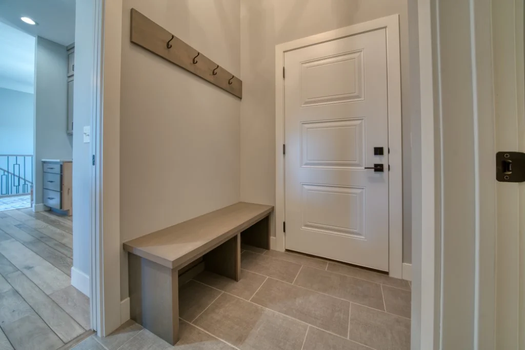 7409 S Kenton (83).jpg
