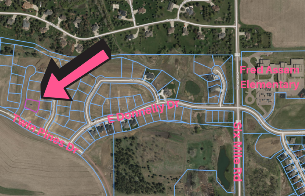 104 N Tumble Creek Circle 4.png