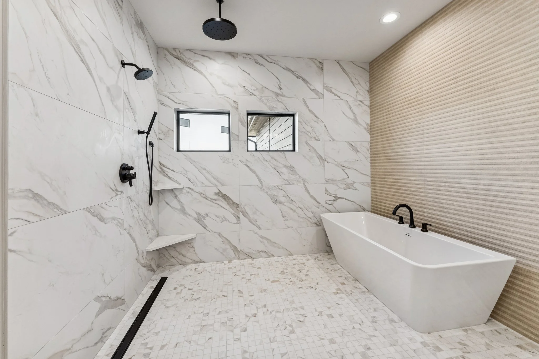 33-web-or-mls-8065 - 3538 S 210th Ave_033.jpg