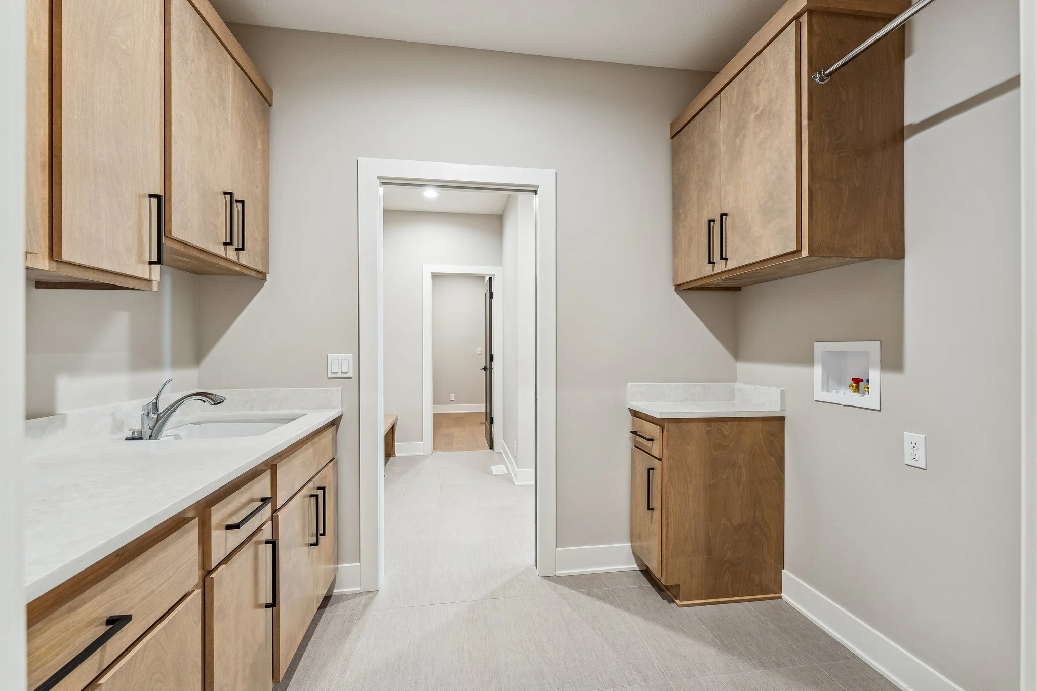 35-web-or-mls-8065 - 3538 S 210th Ave_035.jpg