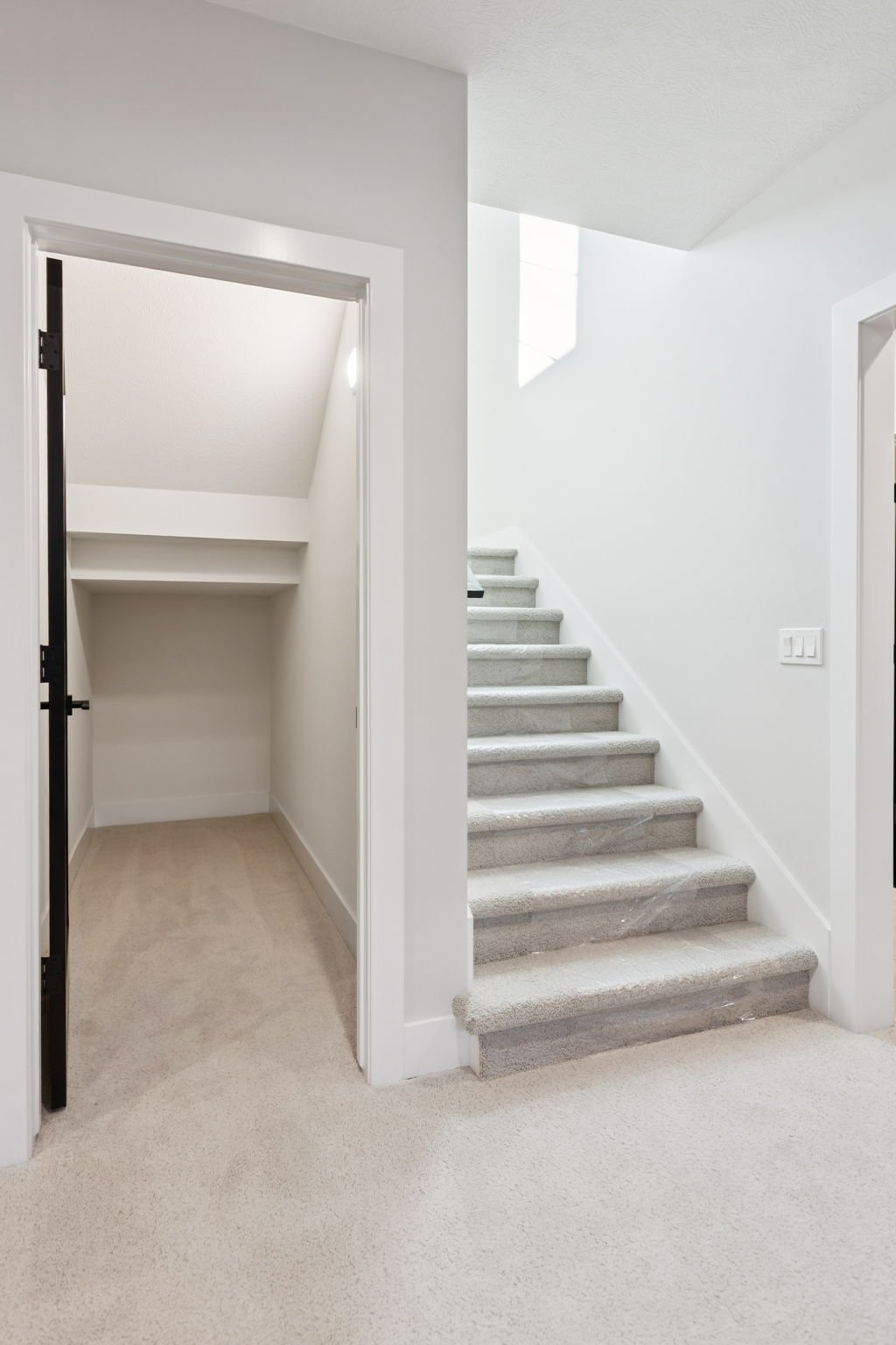 31-web-or-mls-7285 - 21056 Joseph St_31.jpg