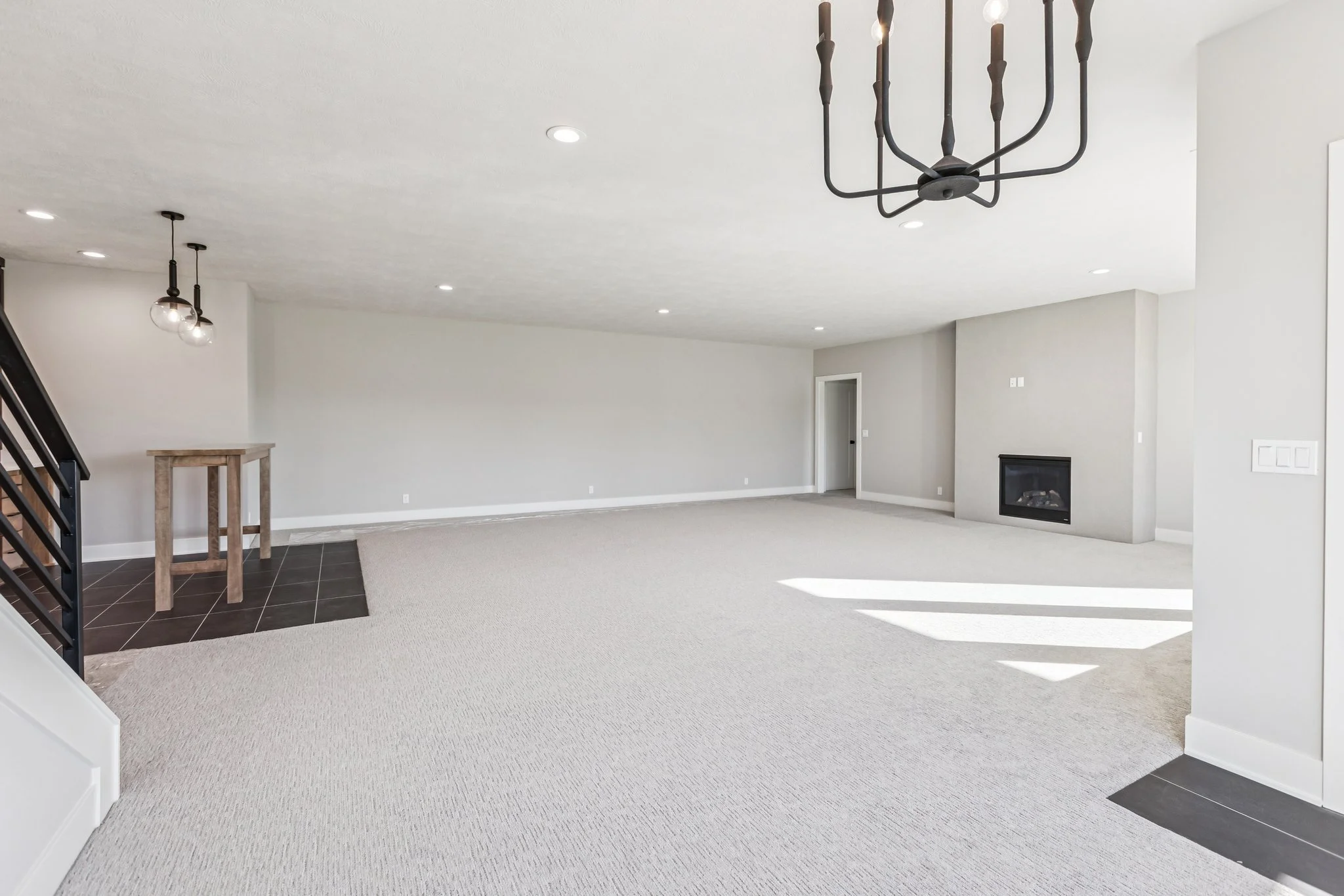 20-web-or-mls-7466 - 3306 S 212th St_020.jpg