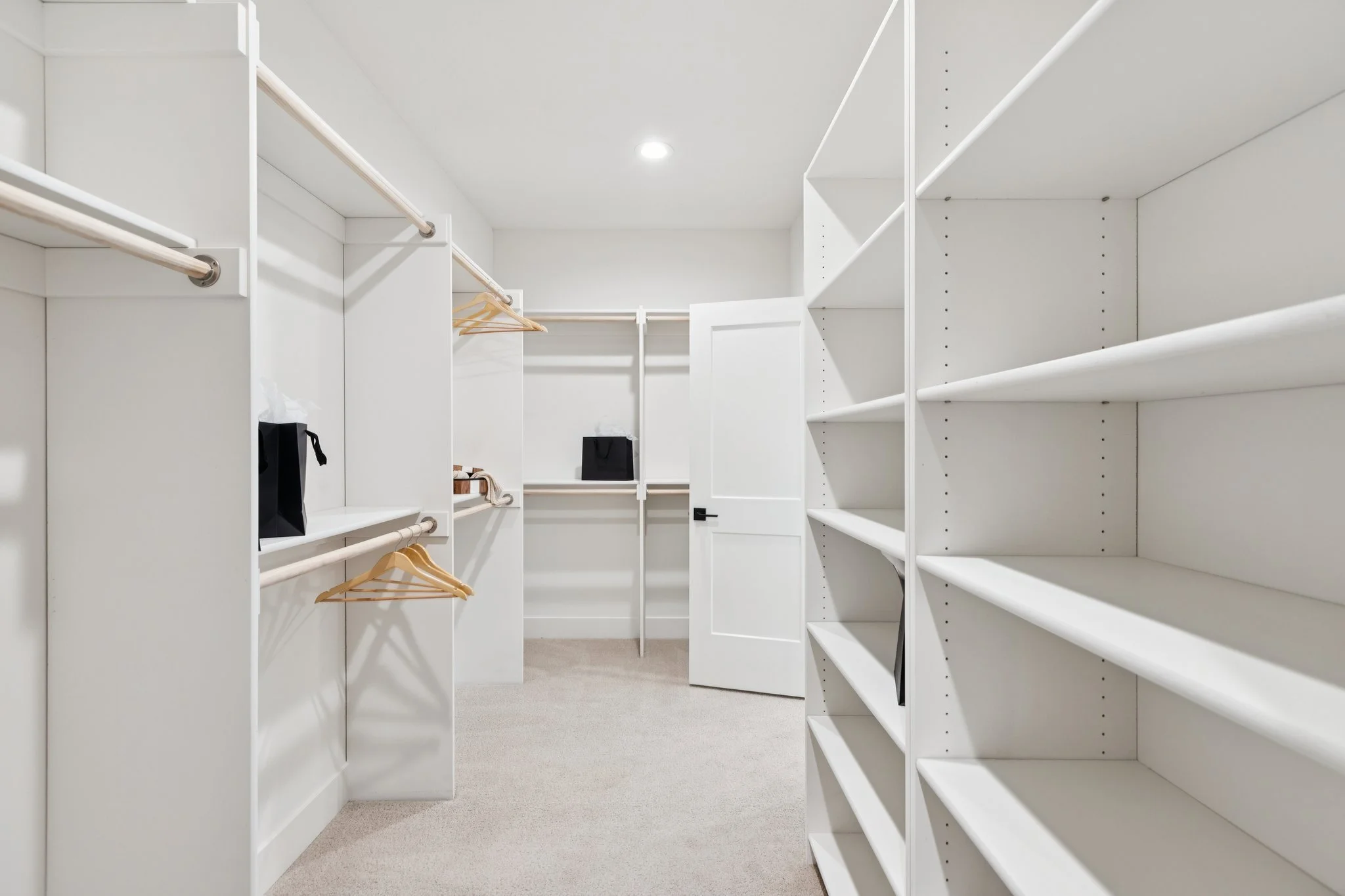 38-web-or-mls-7349 - 3321 S 212th St_038.jpg