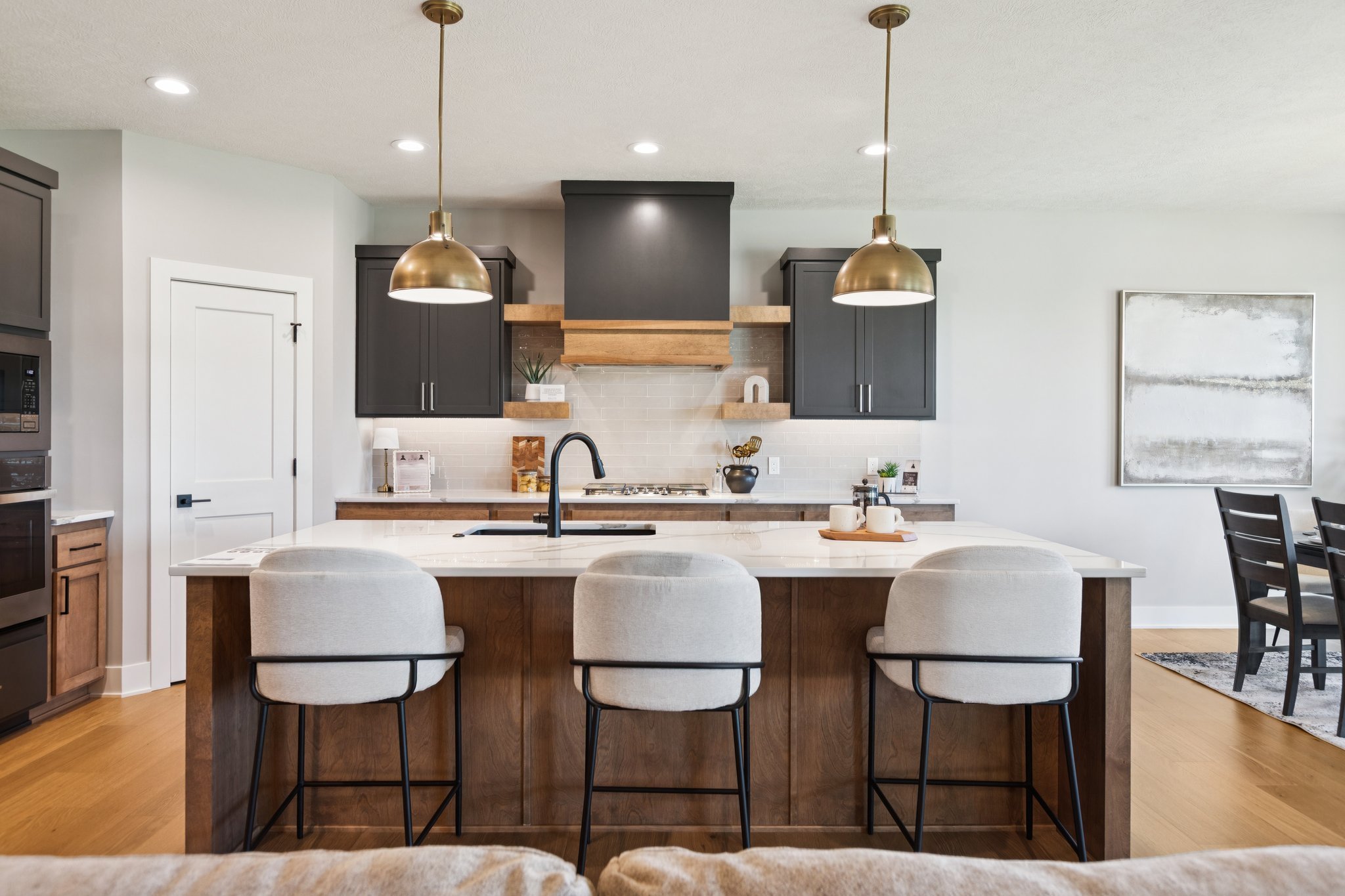 13-web-or-mls-7349 - 3321 S 212th St_013.jpg