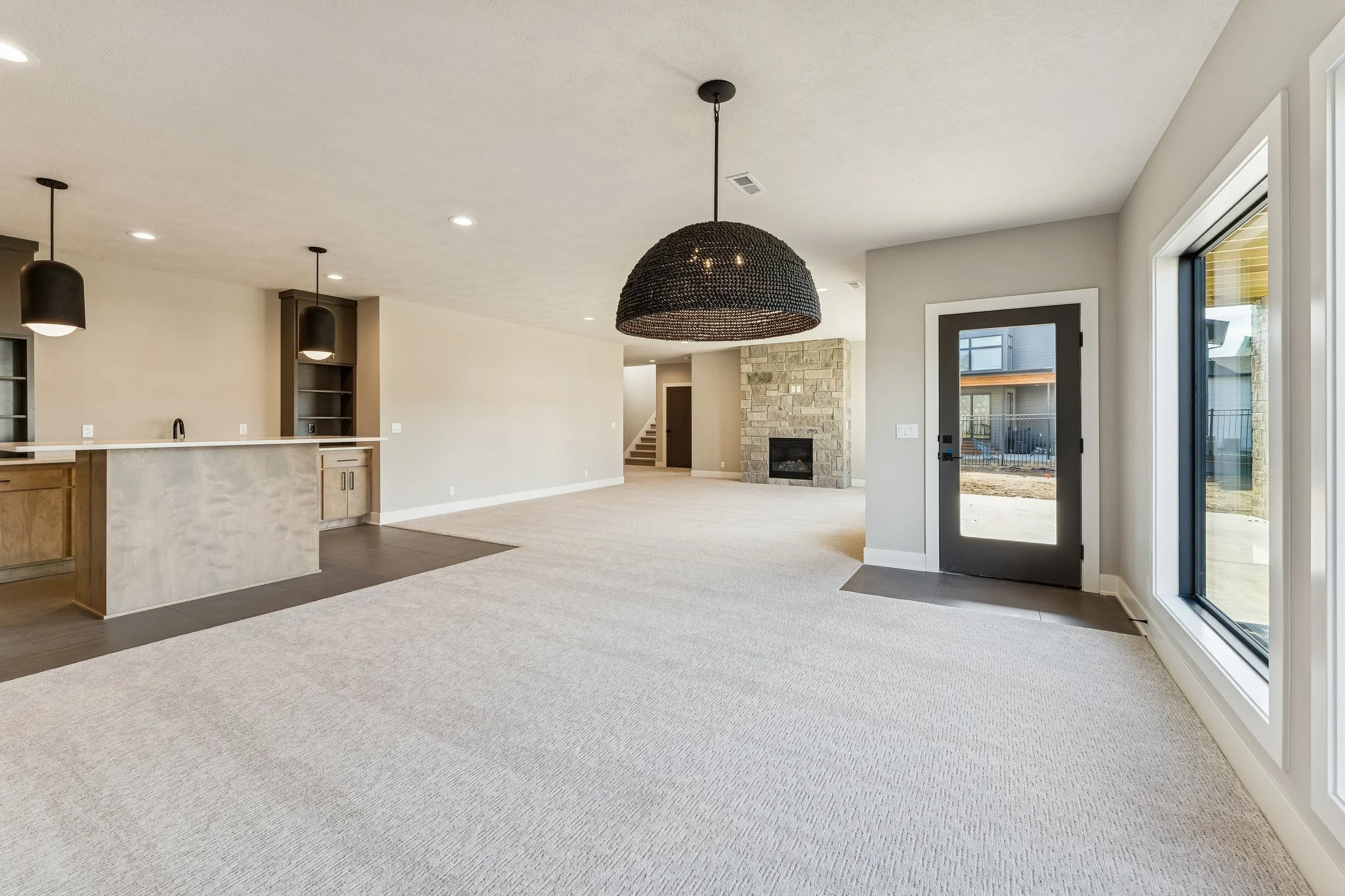 5-web-or-mls-8065 - 3538 S 210th Ave_005.jpg