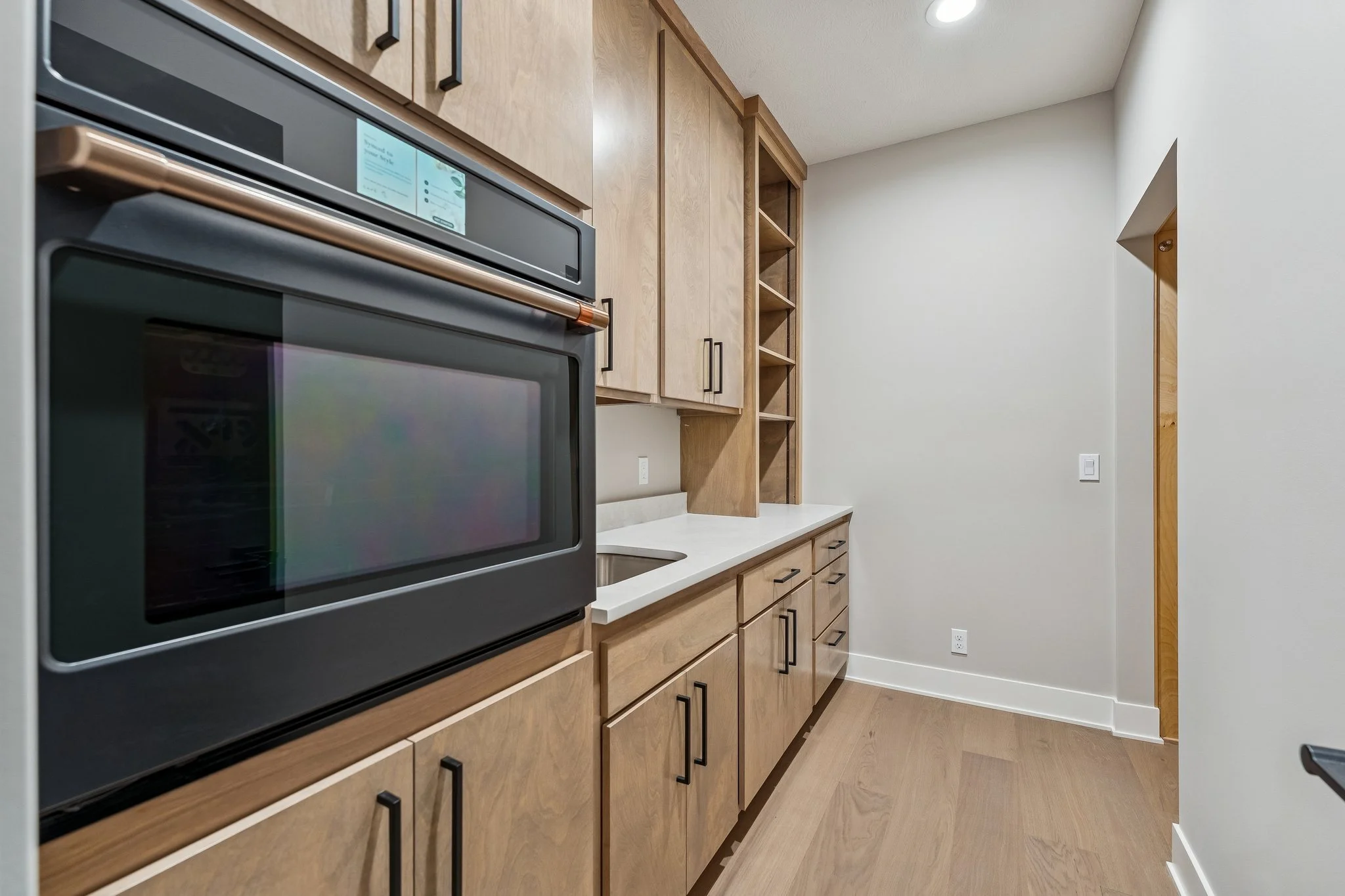 28-web-or-mls-8065 - 3538 S 210th Ave_028.jpg
