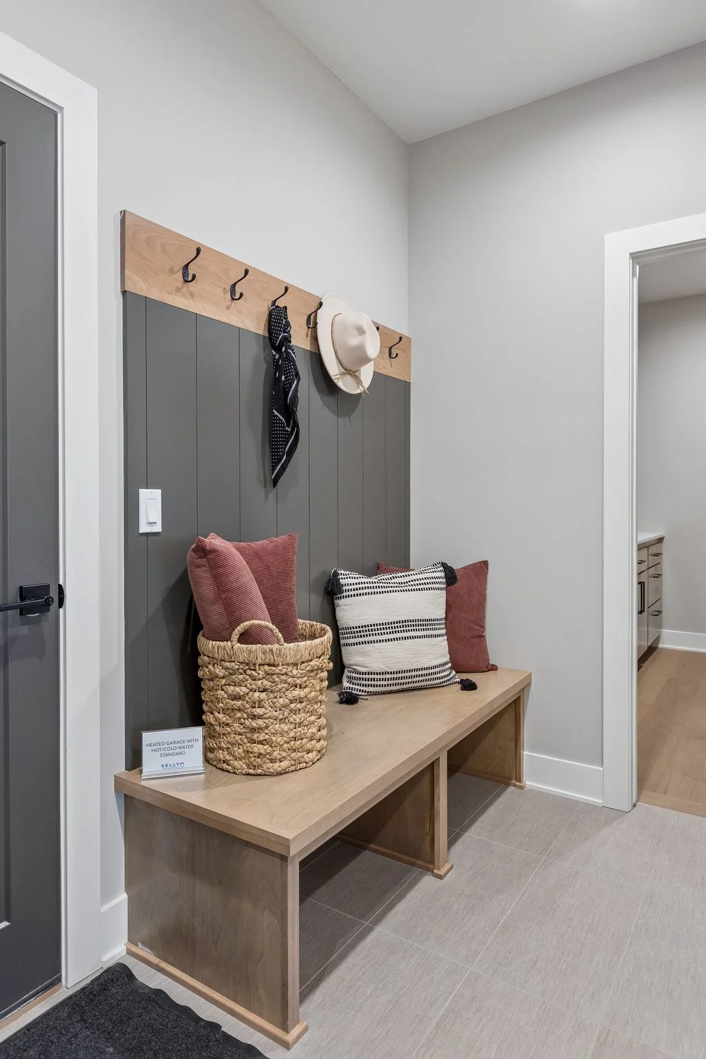 53-web-or-mls-8256 - 3538 S 210th Ave_053.jpg