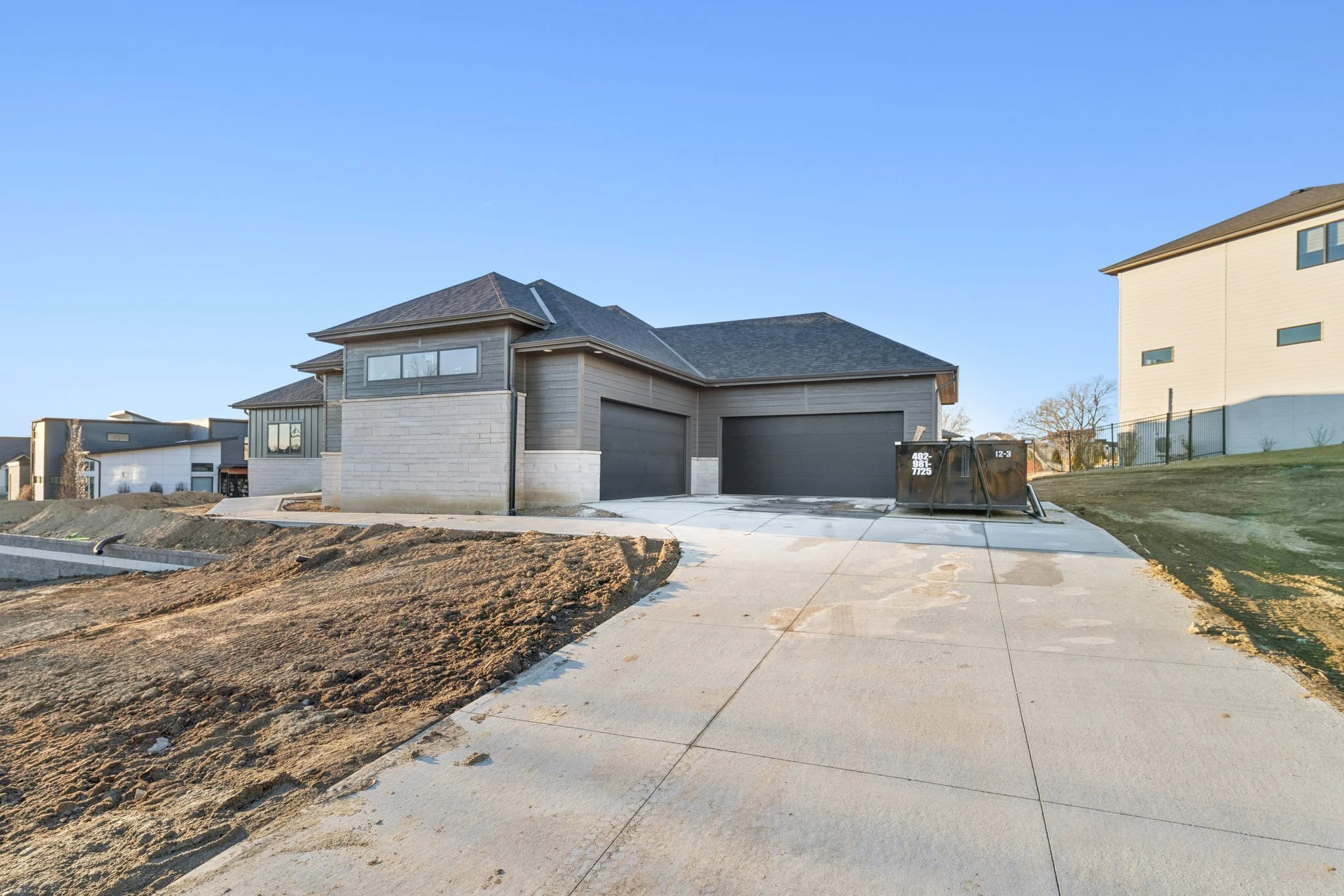 1-web-or-mls-7787 - 3538 S 210th Ave_001.jpg