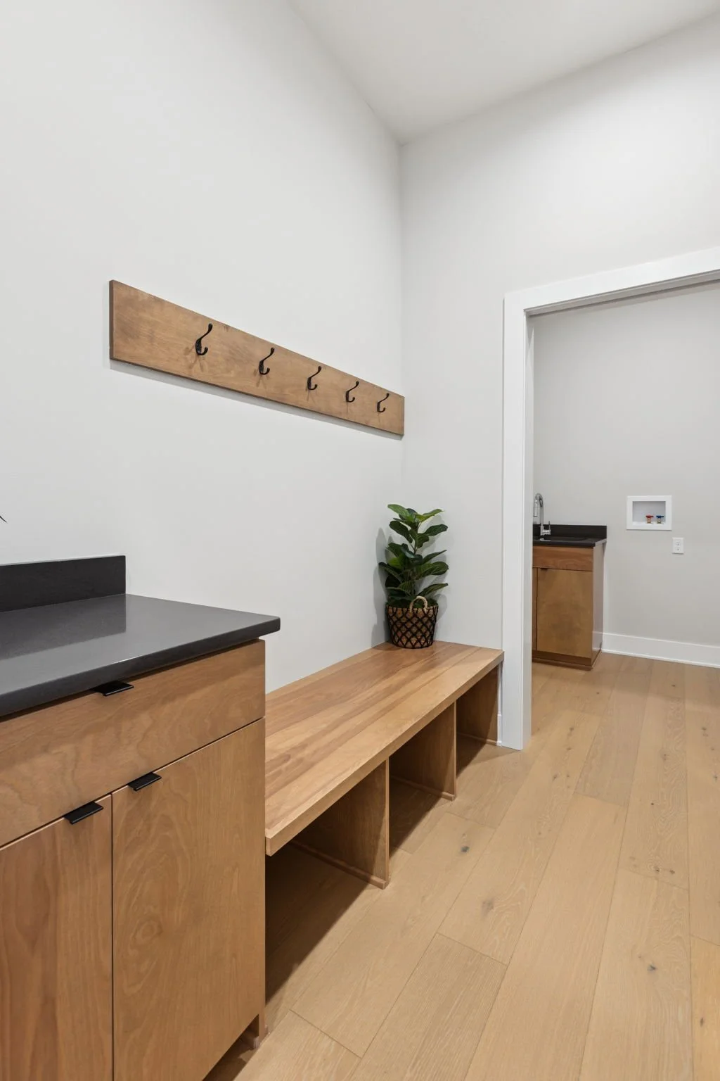 15-web-or-mls-7285 - 21056 Joseph St_15.jpg