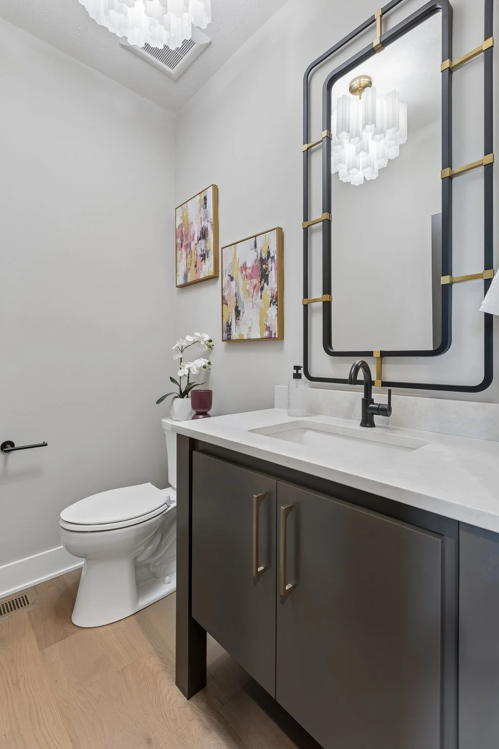 50-web-or-mls-8256 - 3538 S 210th Ave_050.jpg