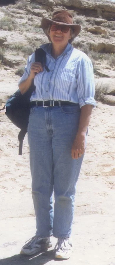 Ellen - Chaco-2.jpg