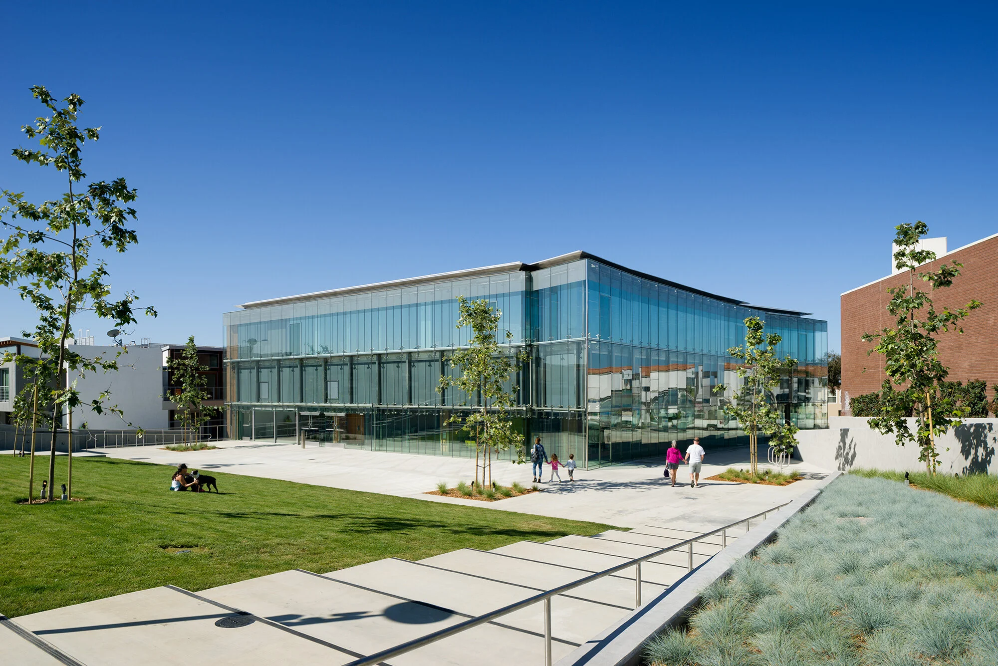 Manhattan Beach Library — Johnson Favaro